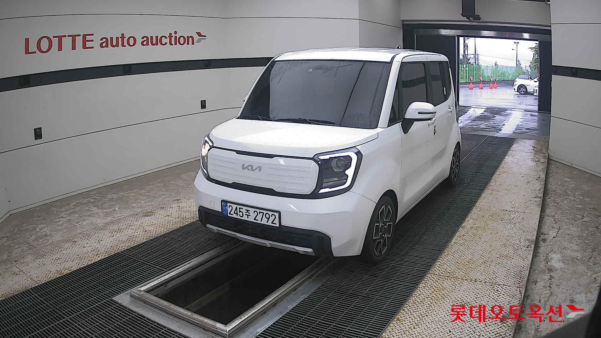 2023 - kia ray