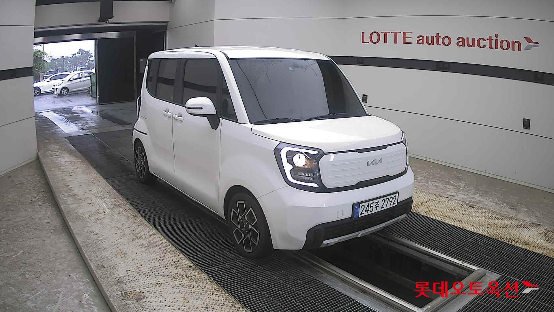 2023 - kia ray