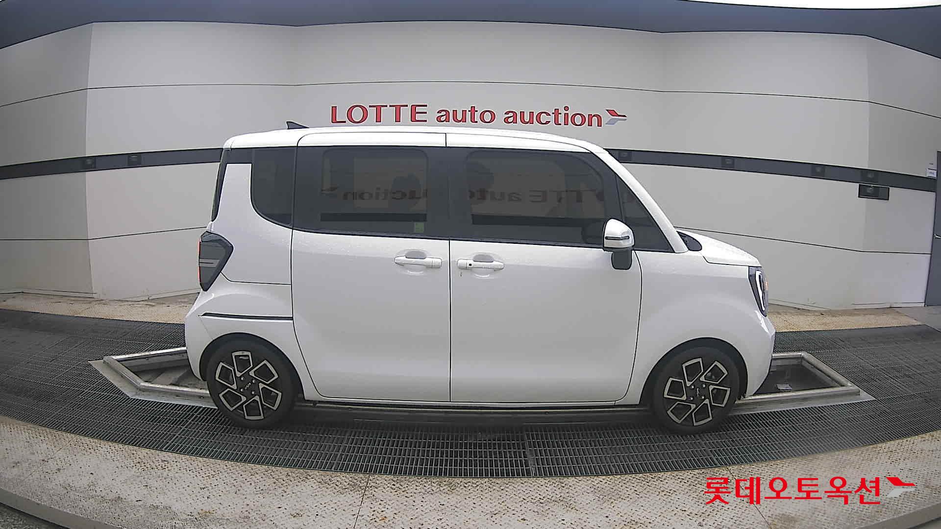 2023 - kia ray
