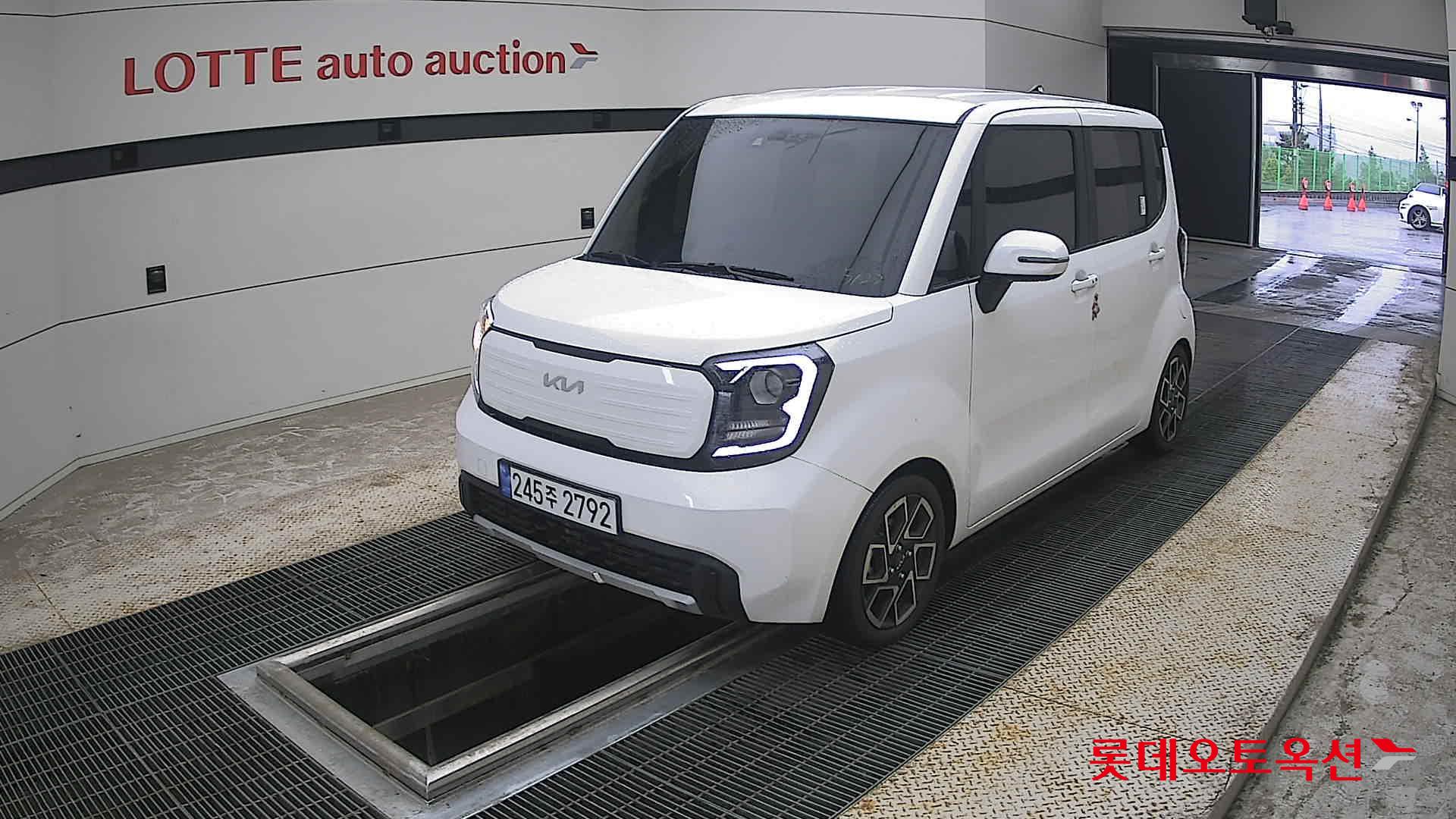 2023 - kia ray