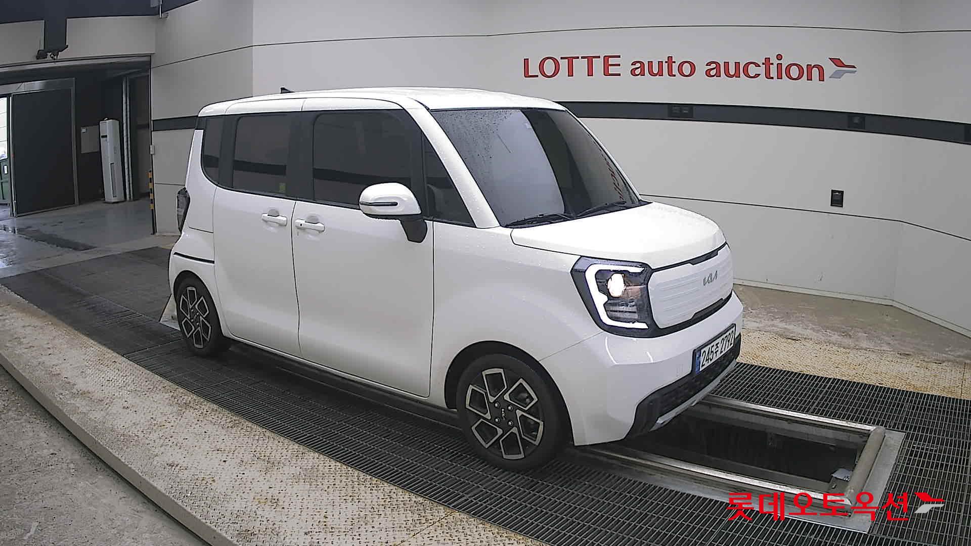 2023 - kia ray
