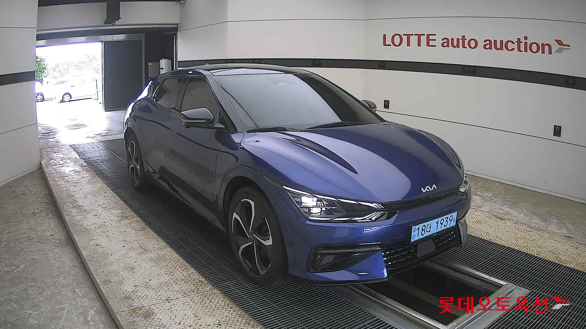 2022 - kia ev6