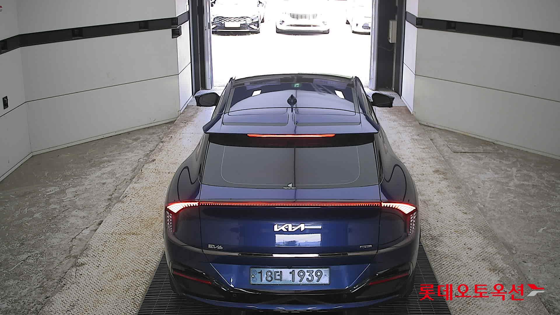 2022 - kia ev6