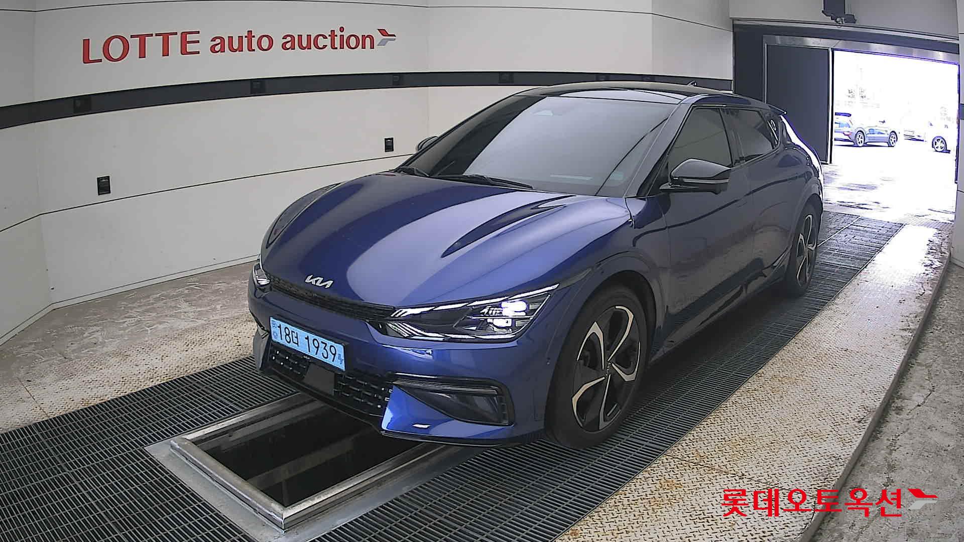 2022 - kia ev6