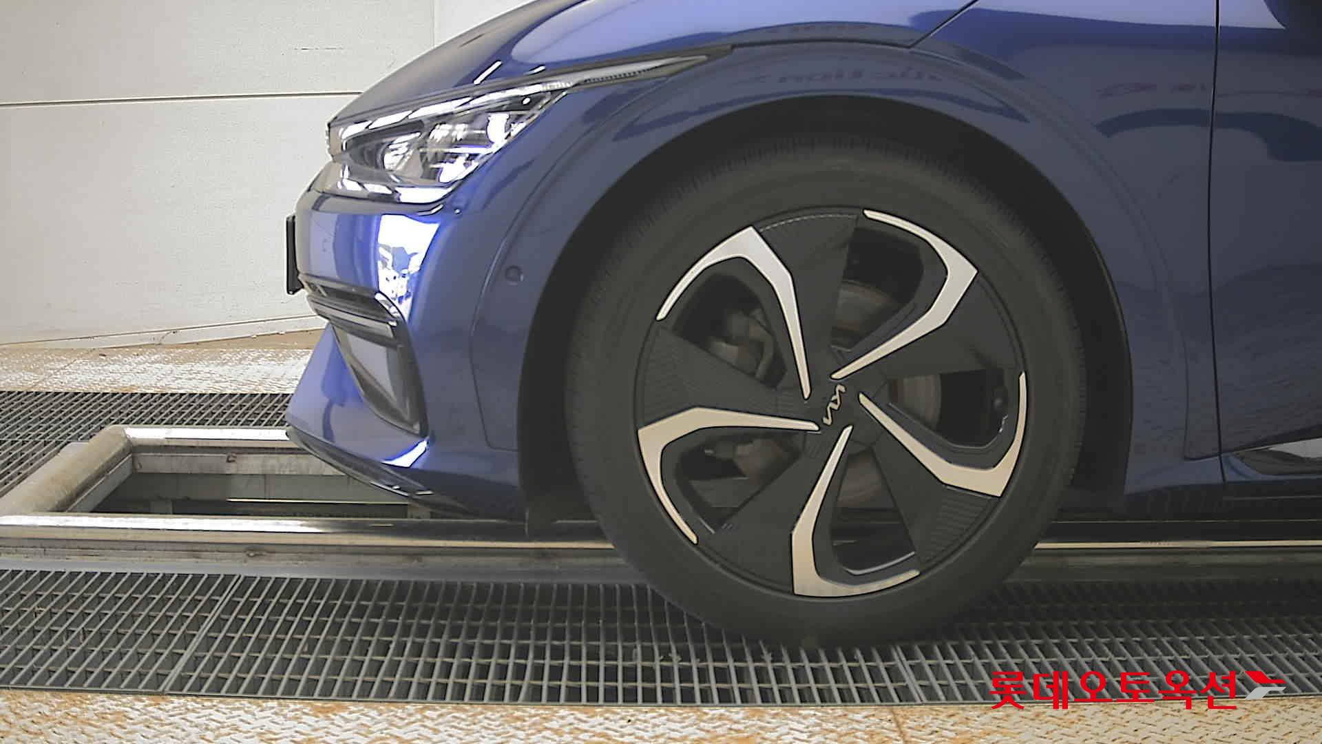 2022 - kia ev6