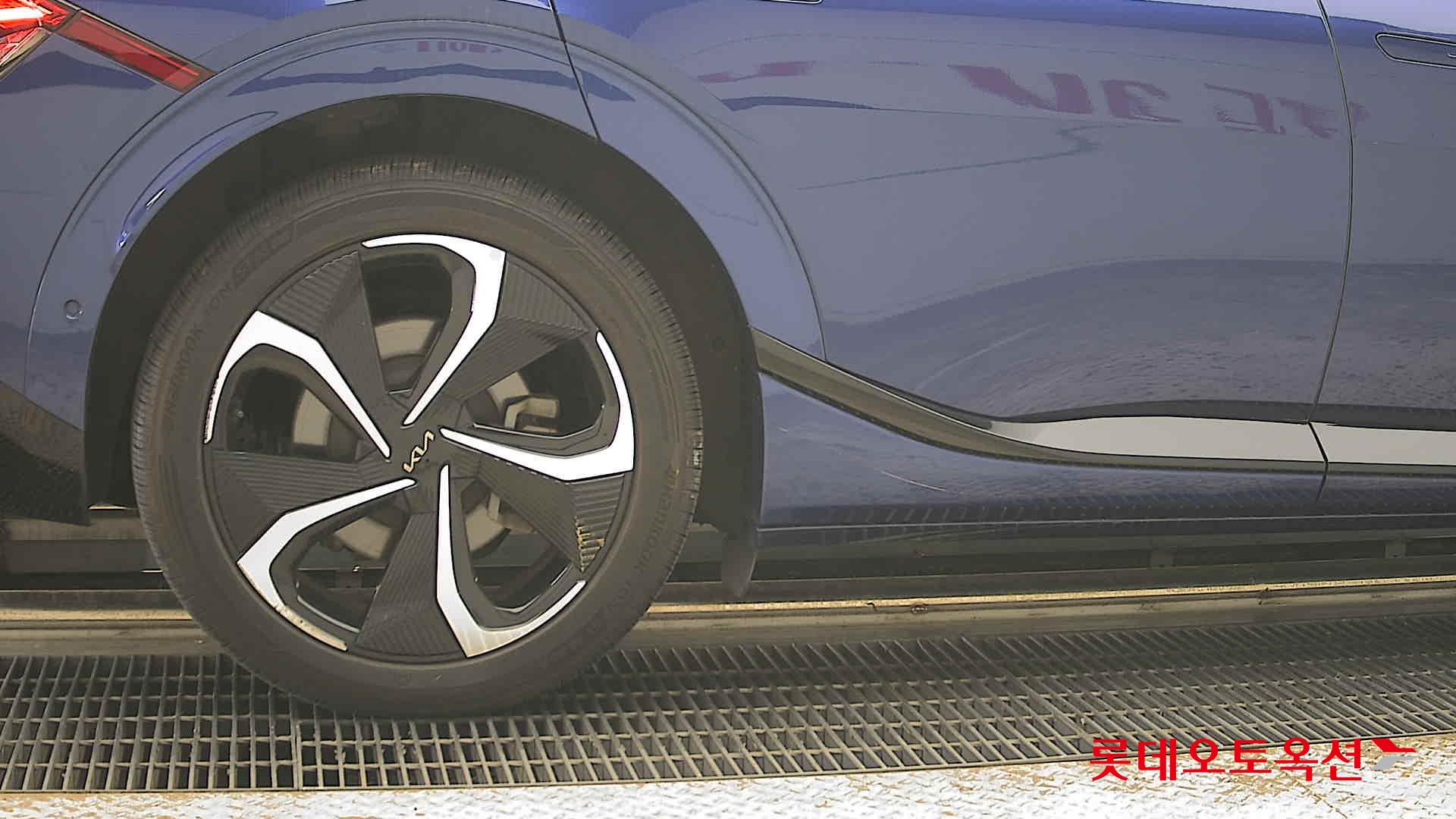 2022 - kia ev6