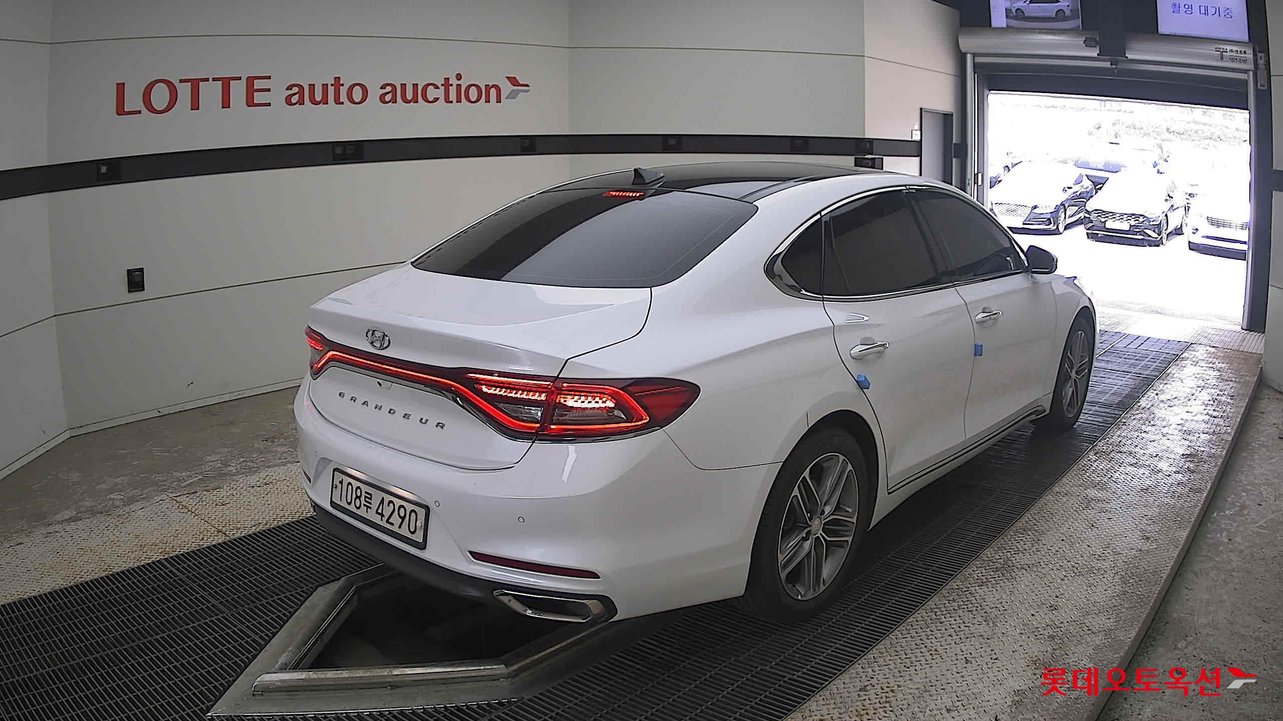 2019 - hyundai grandeur