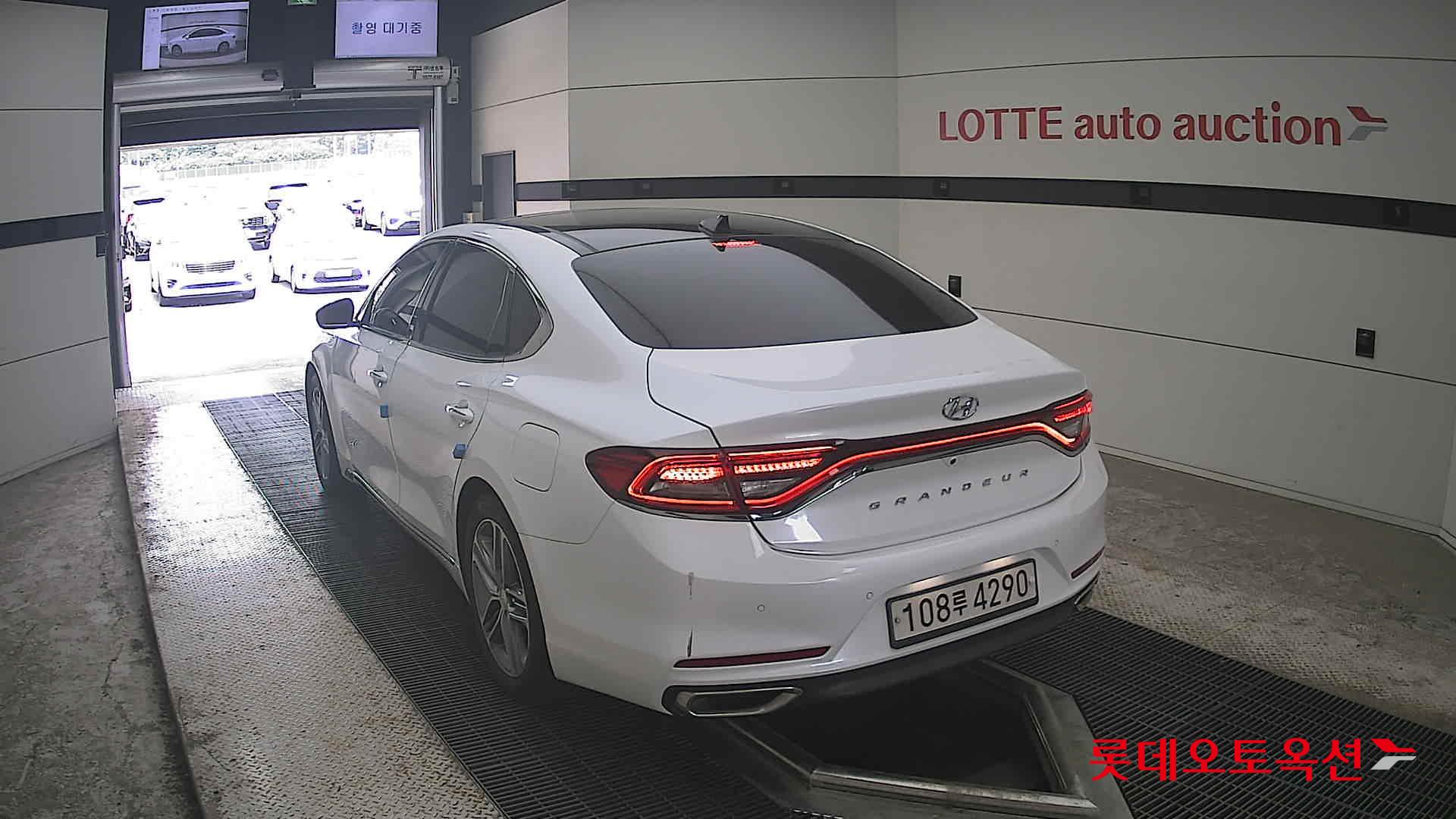 2019 - hyundai grandeur