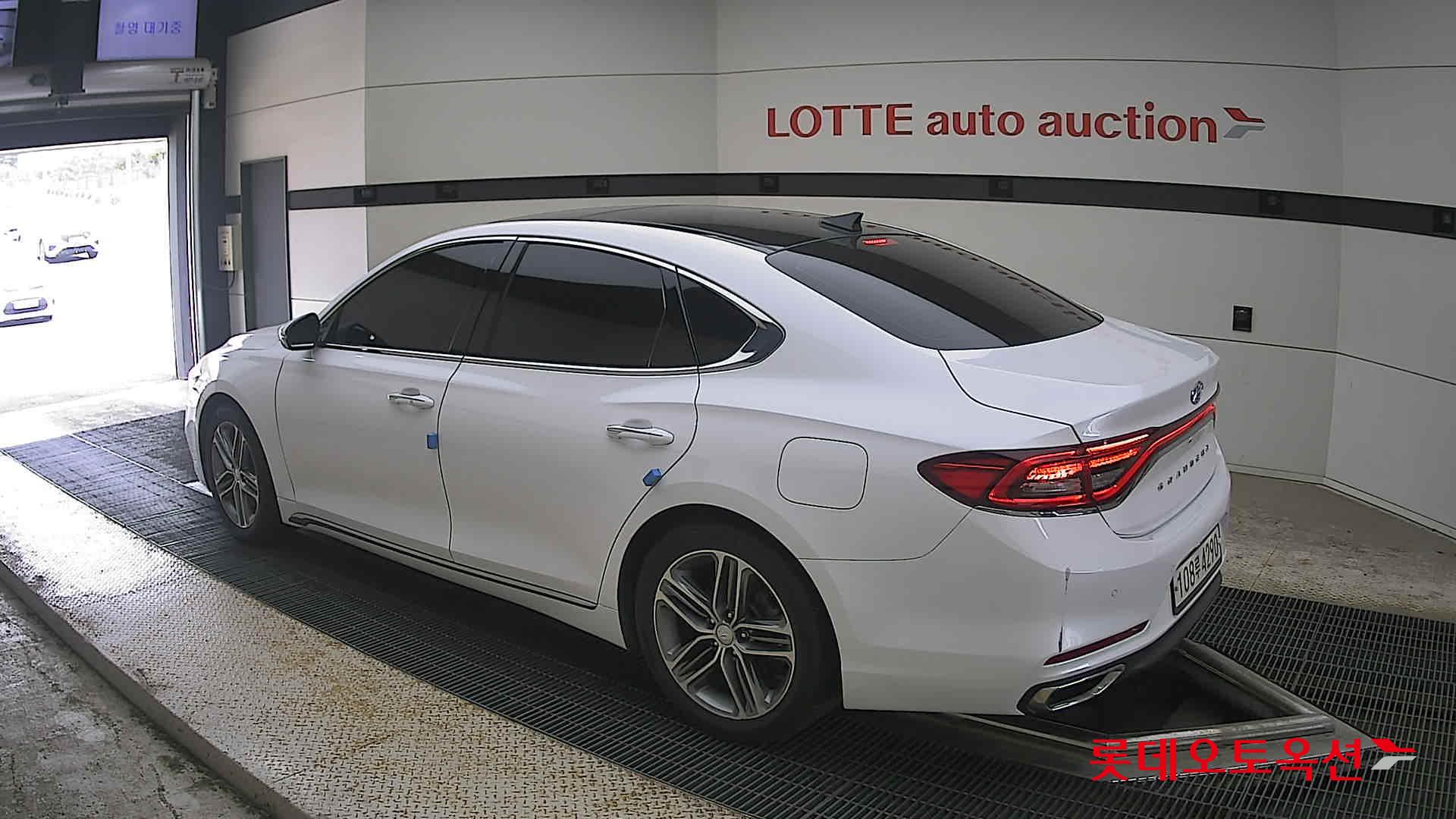2019 - hyundai grandeur