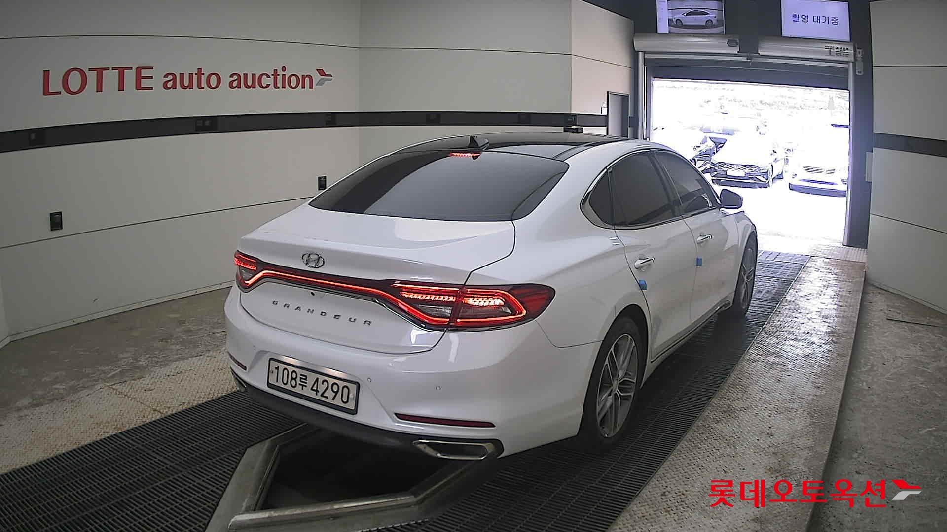 2019 - hyundai grandeur