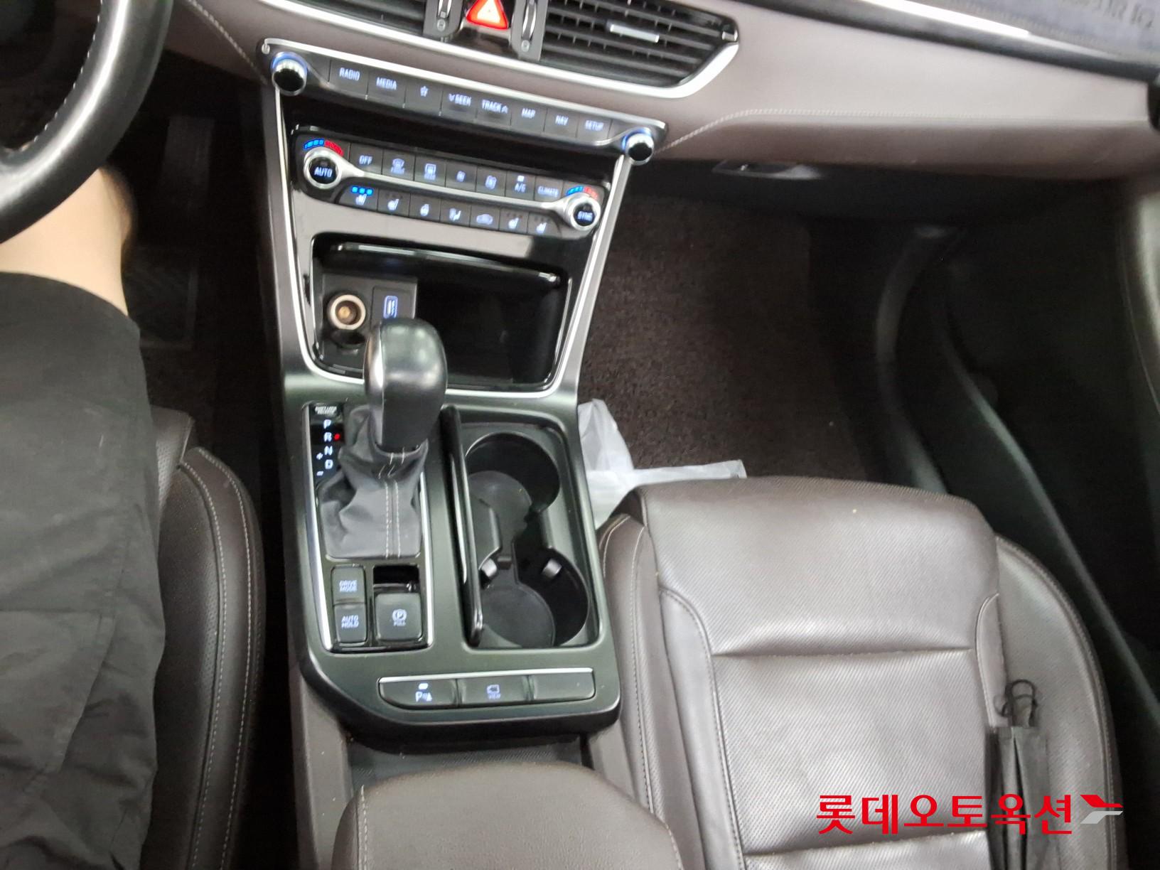 2019 - hyundai grandeur