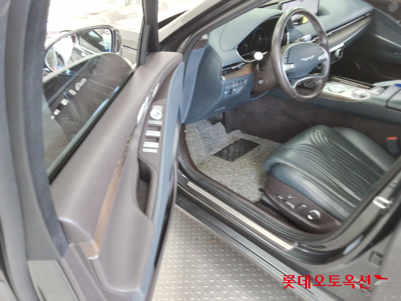 2021 - genesis g80