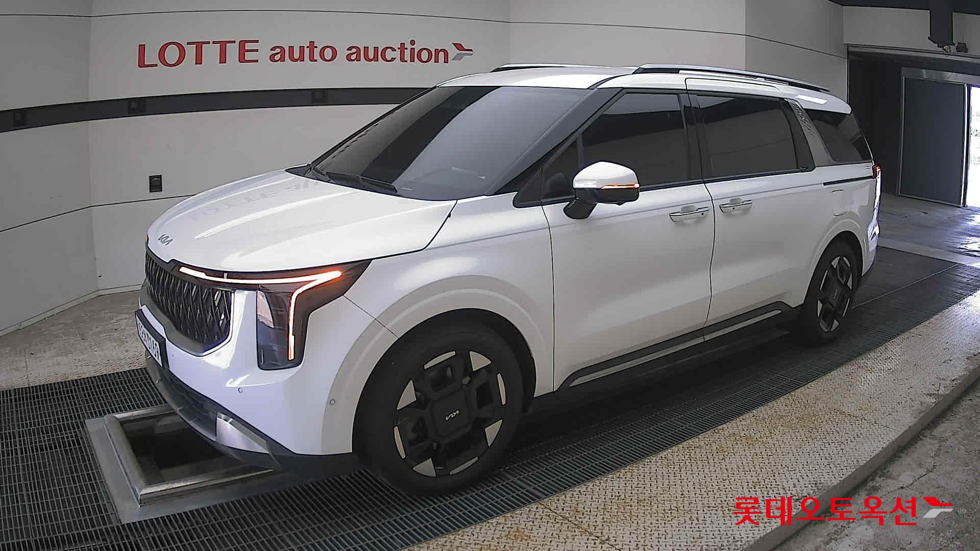 2024 - kia carnival