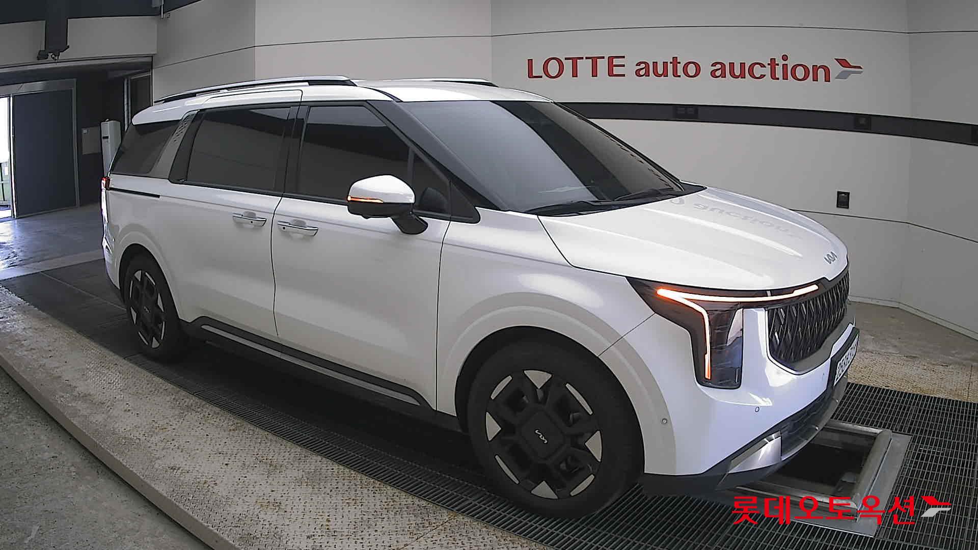 2024 - kia carnival