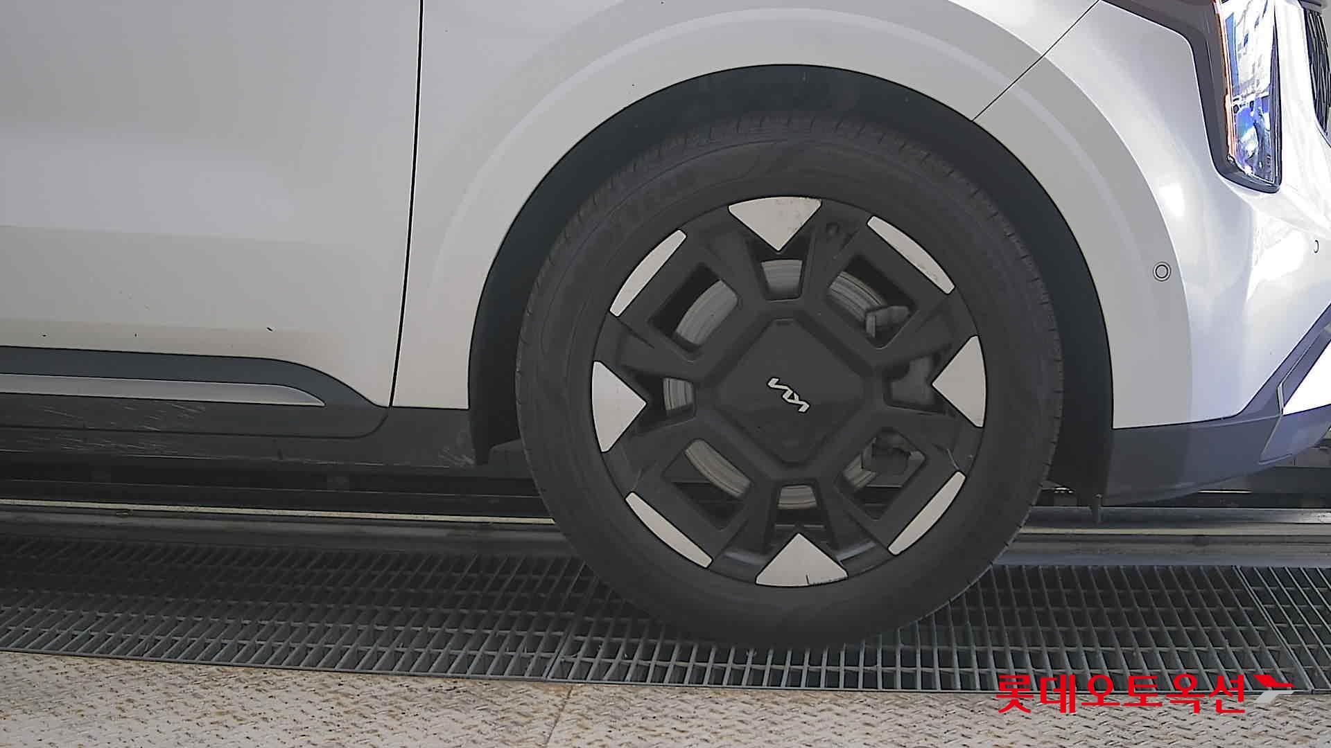 2024 - kia carnival