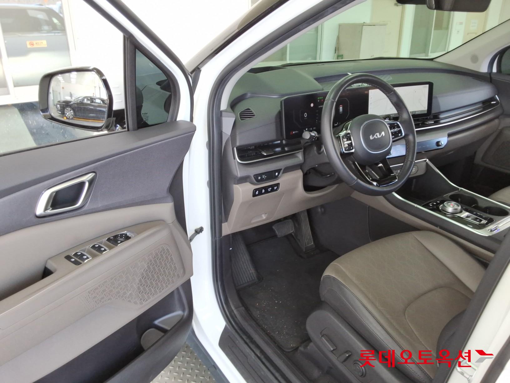 2024 - kia carnival