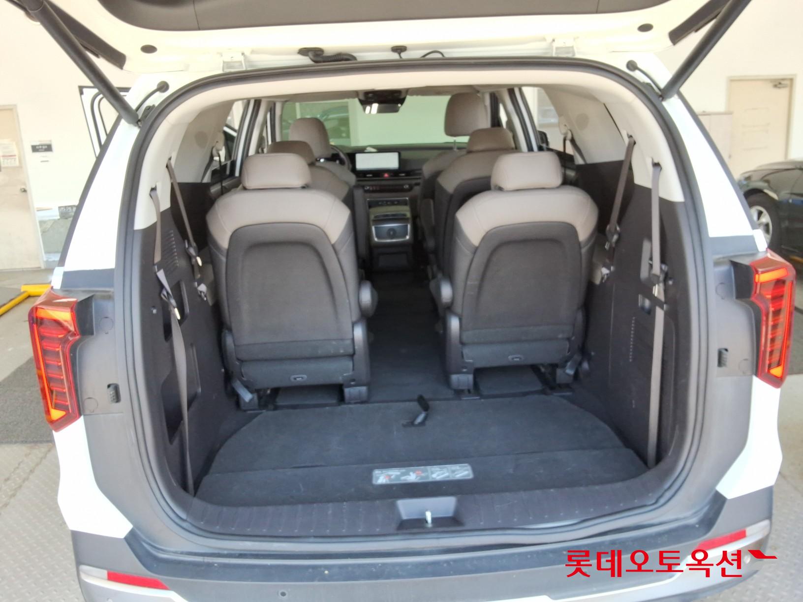 2024 - kia carnival