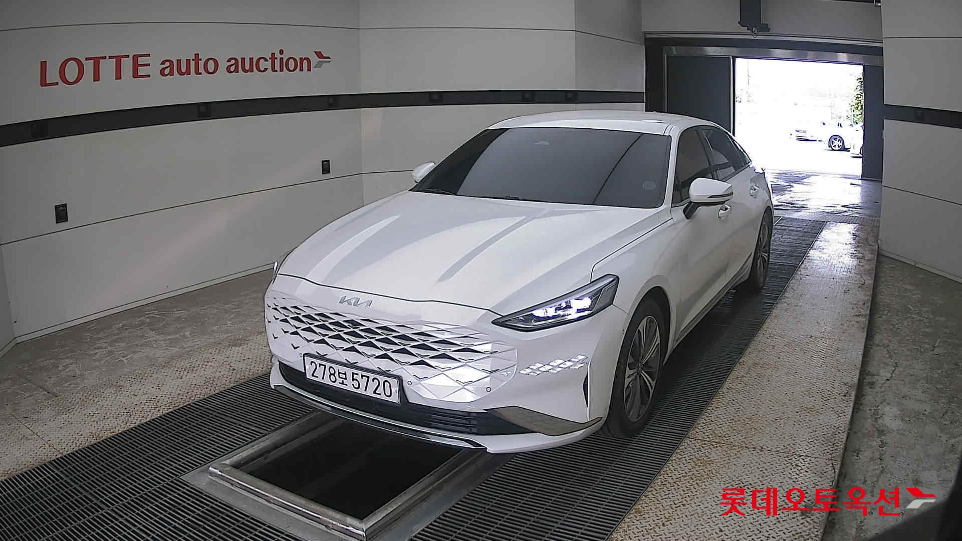 2023 - kia k8