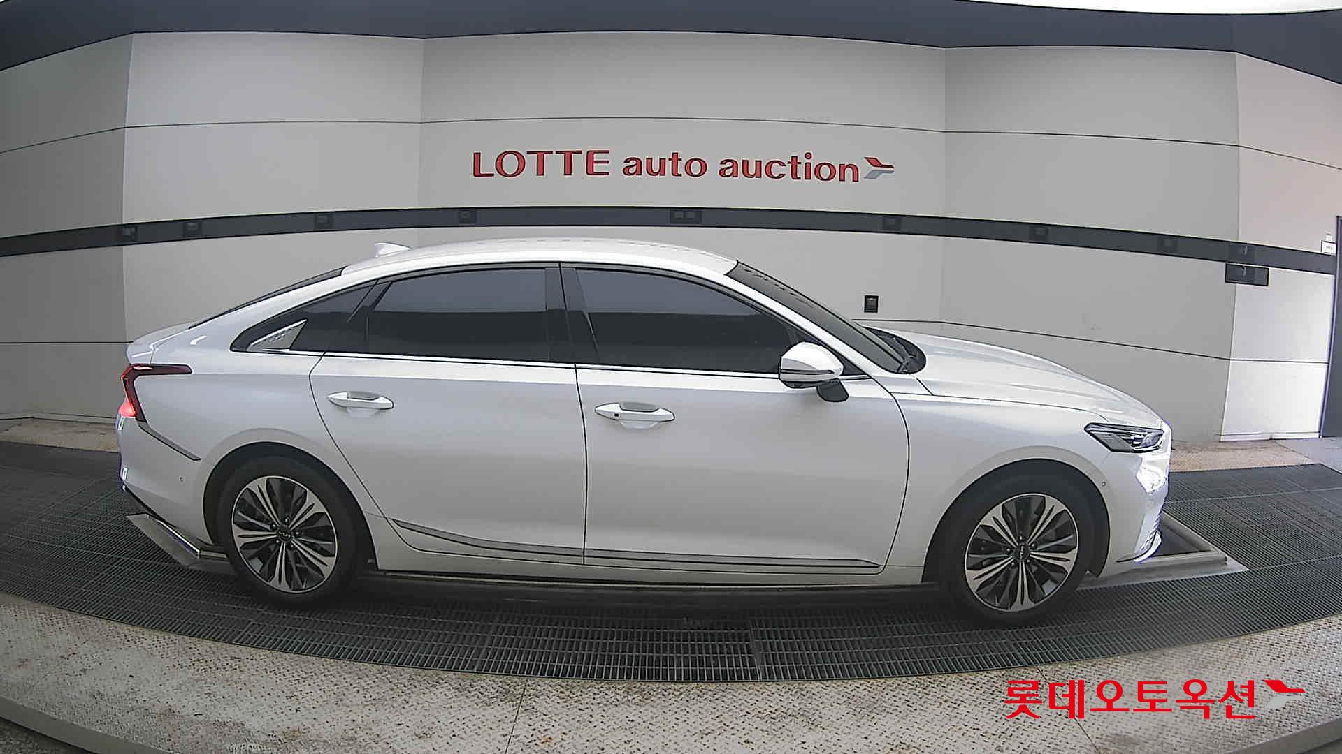2023 - kia k8