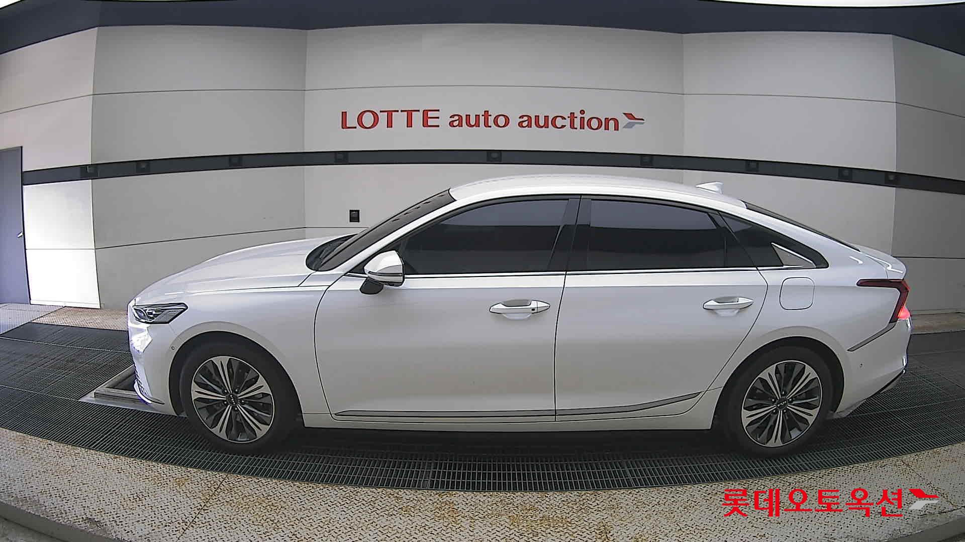 2023 - kia k8