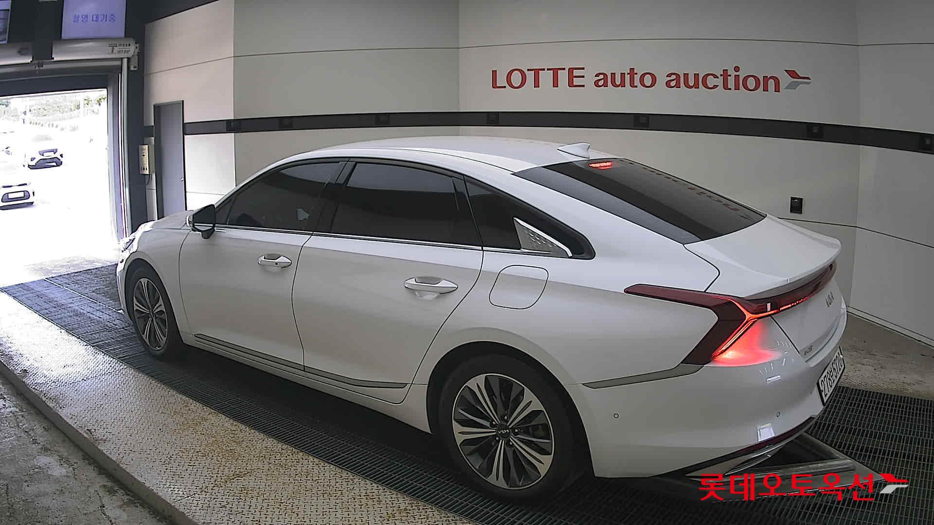 2023 - kia k8