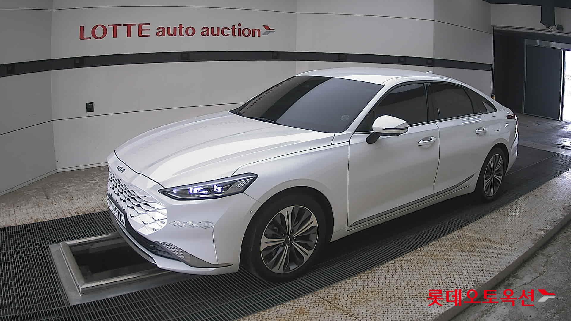2023 - kia k8