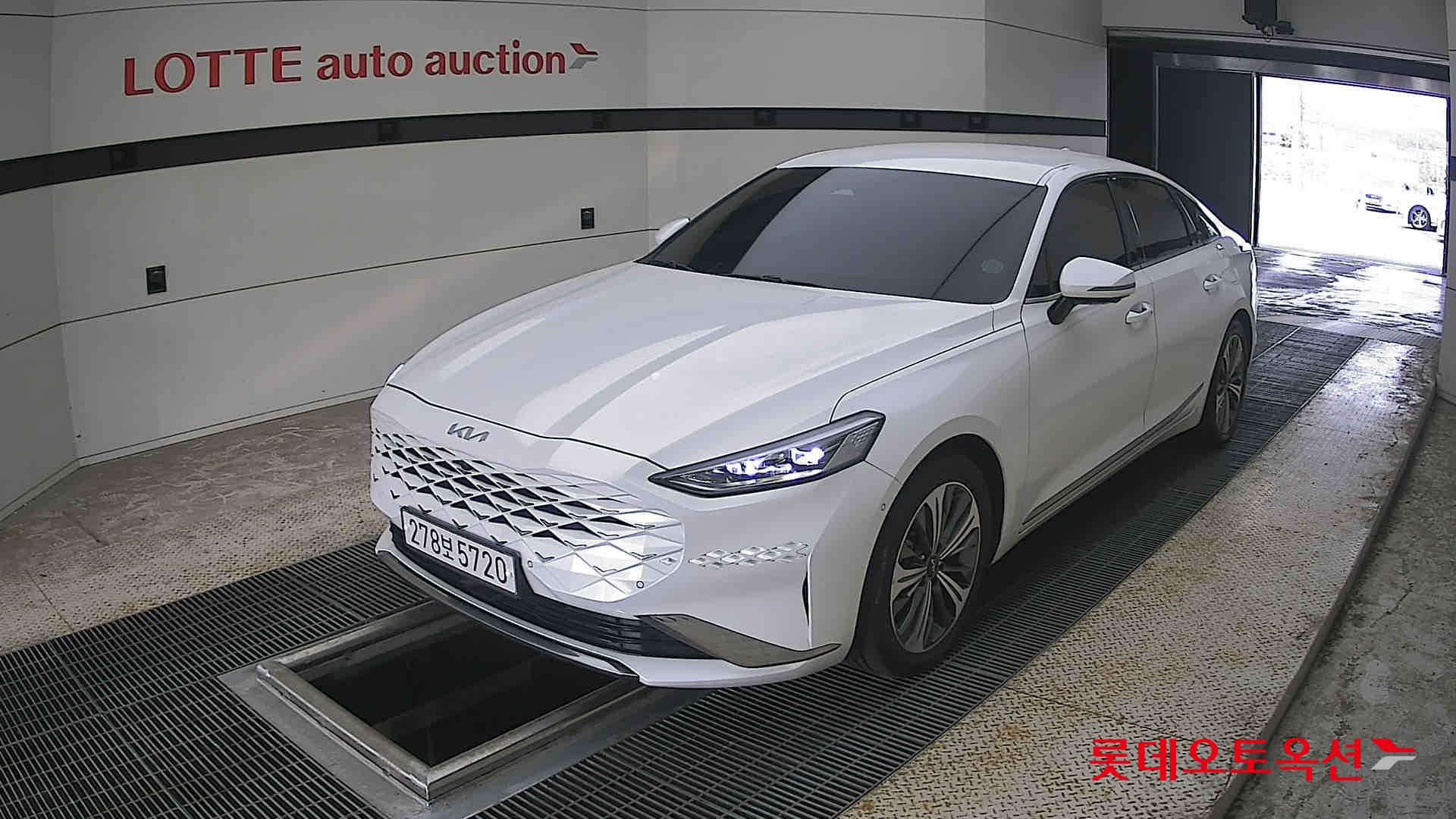 2023 - kia k8