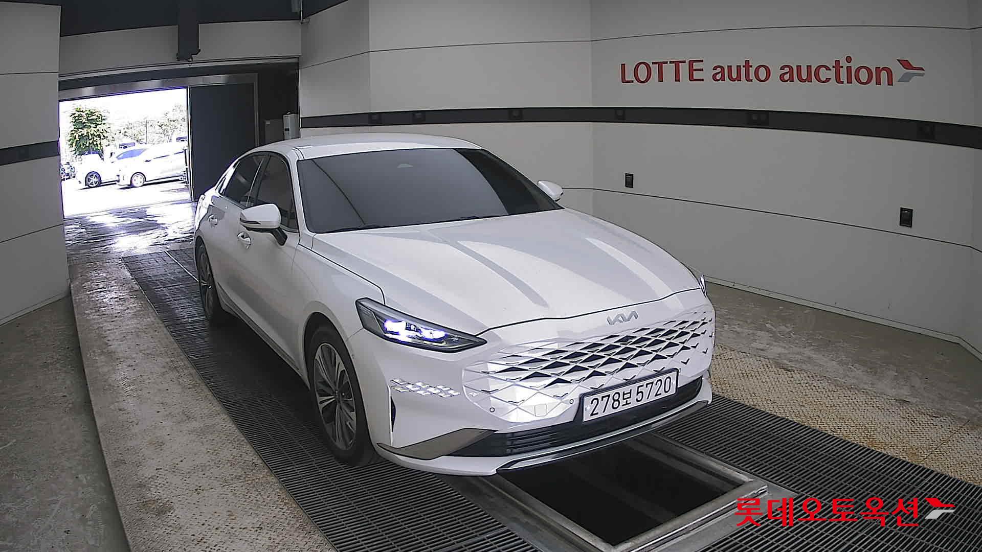 2023 - kia k8