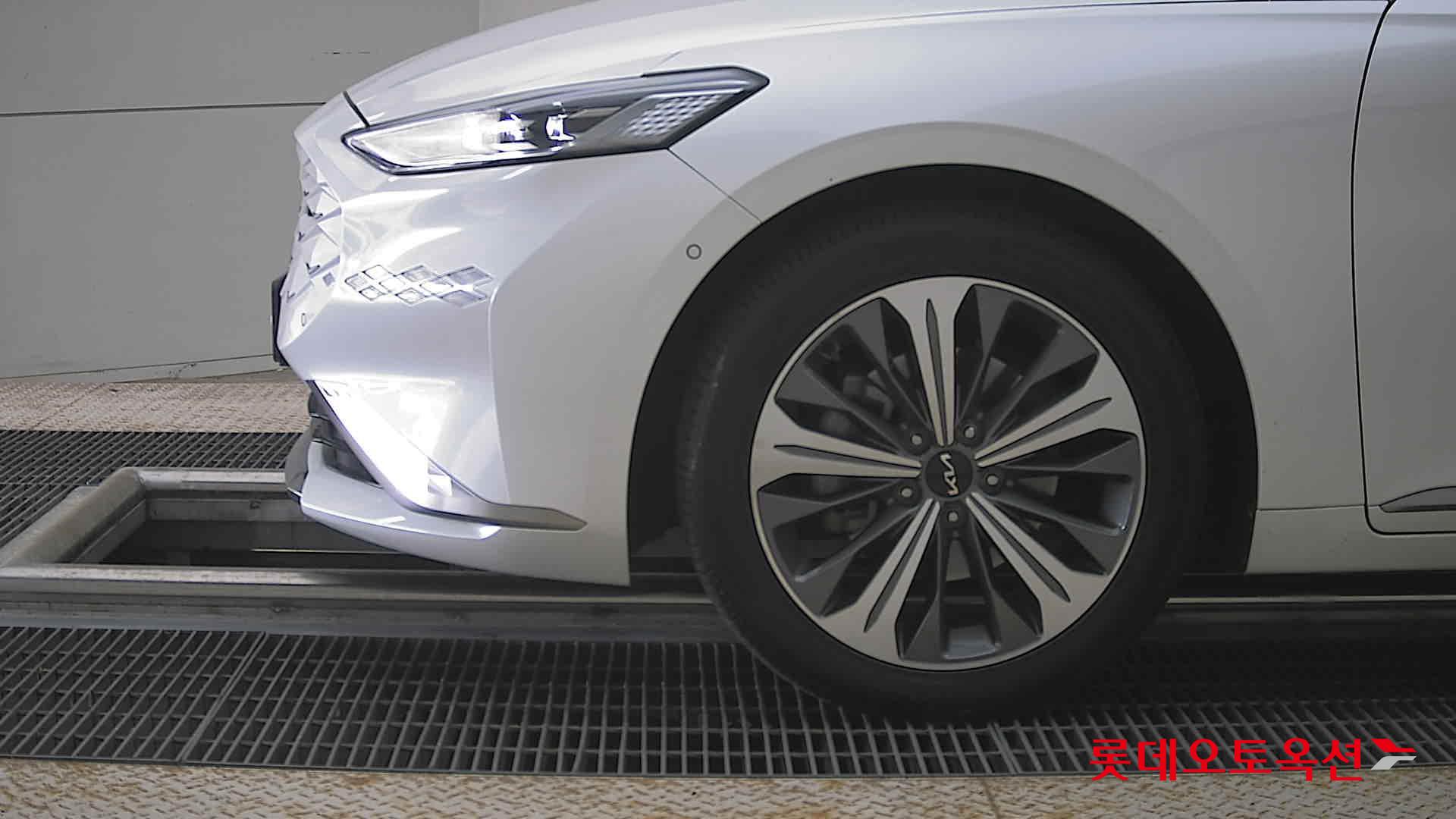 2023 - kia k8