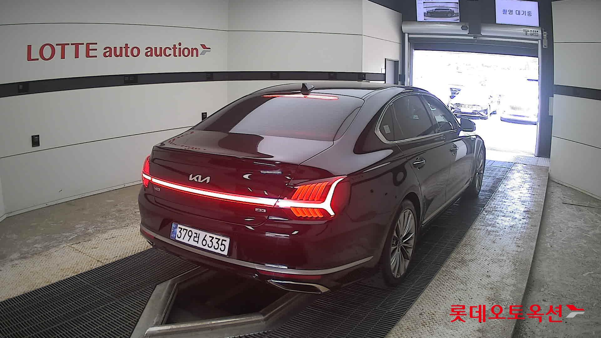 2022 - kia k9