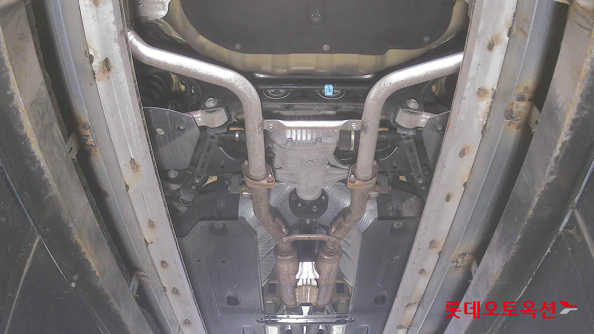 2022 - kia k9