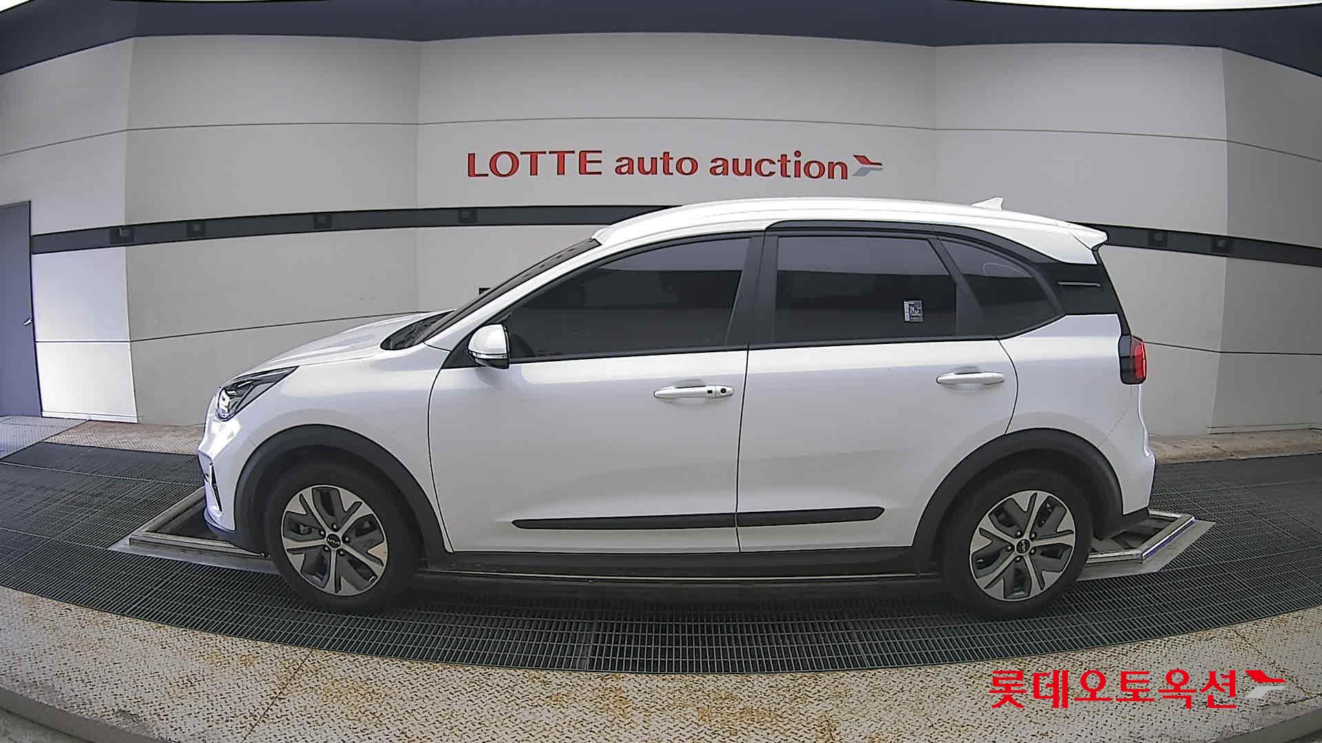 2024 - kia niro