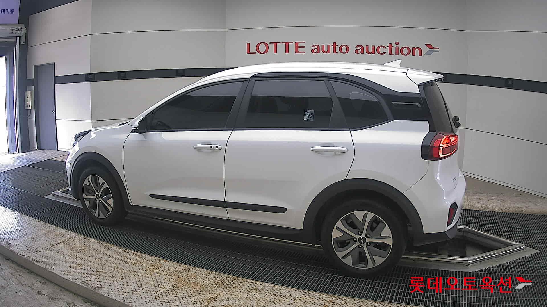 2024 - kia niro