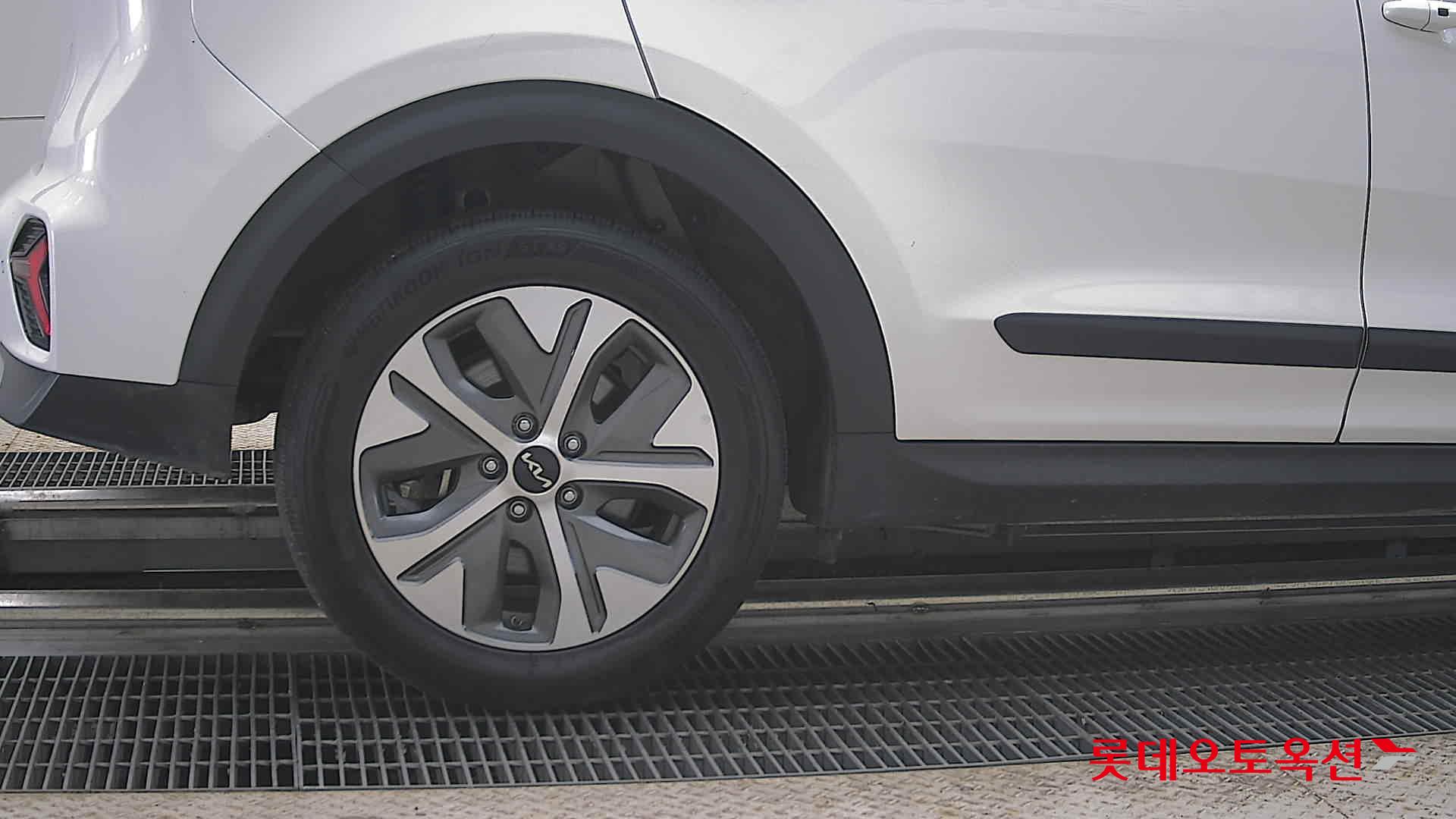2024 - kia niro
