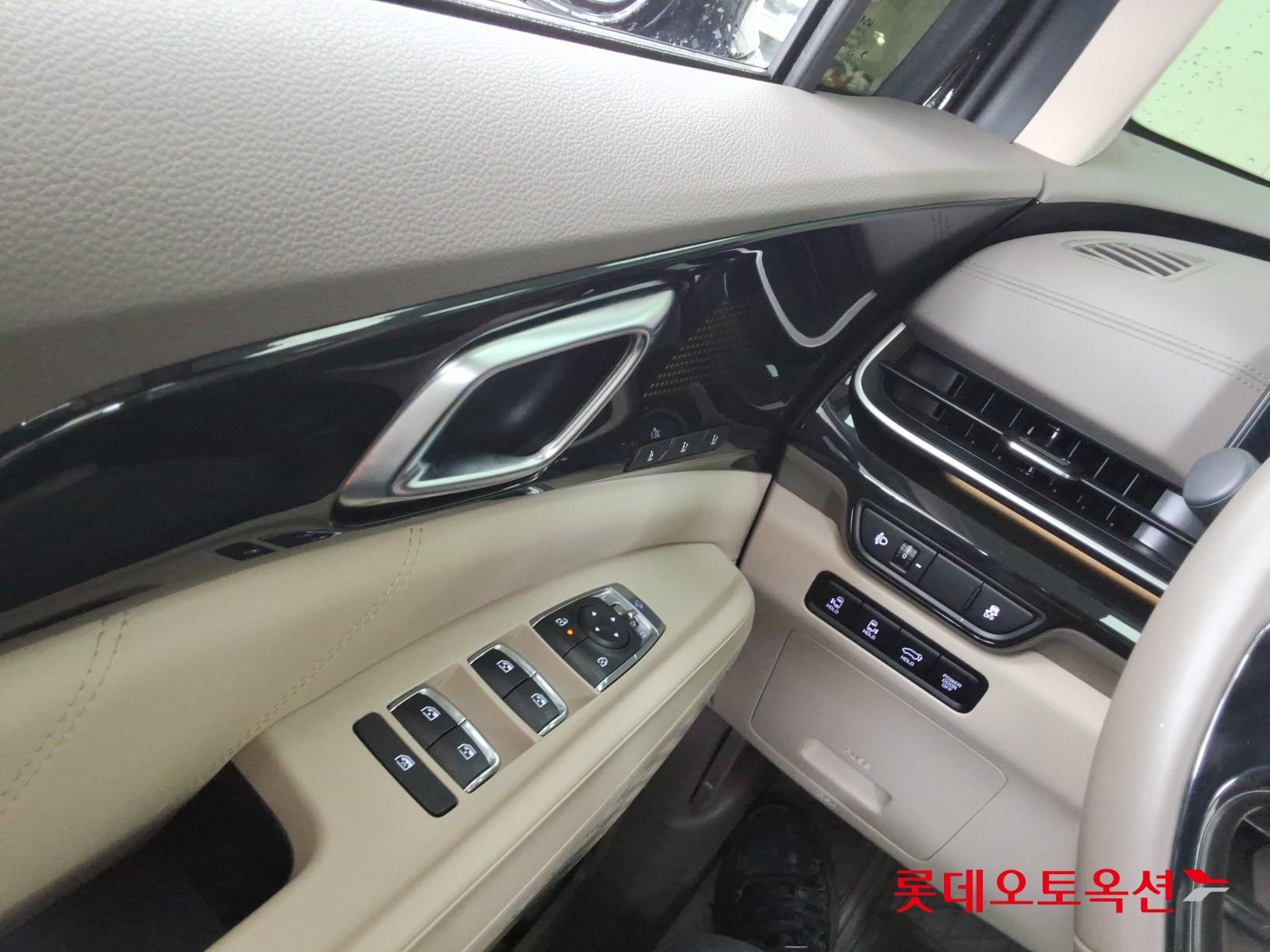 2025 - kia carnival
