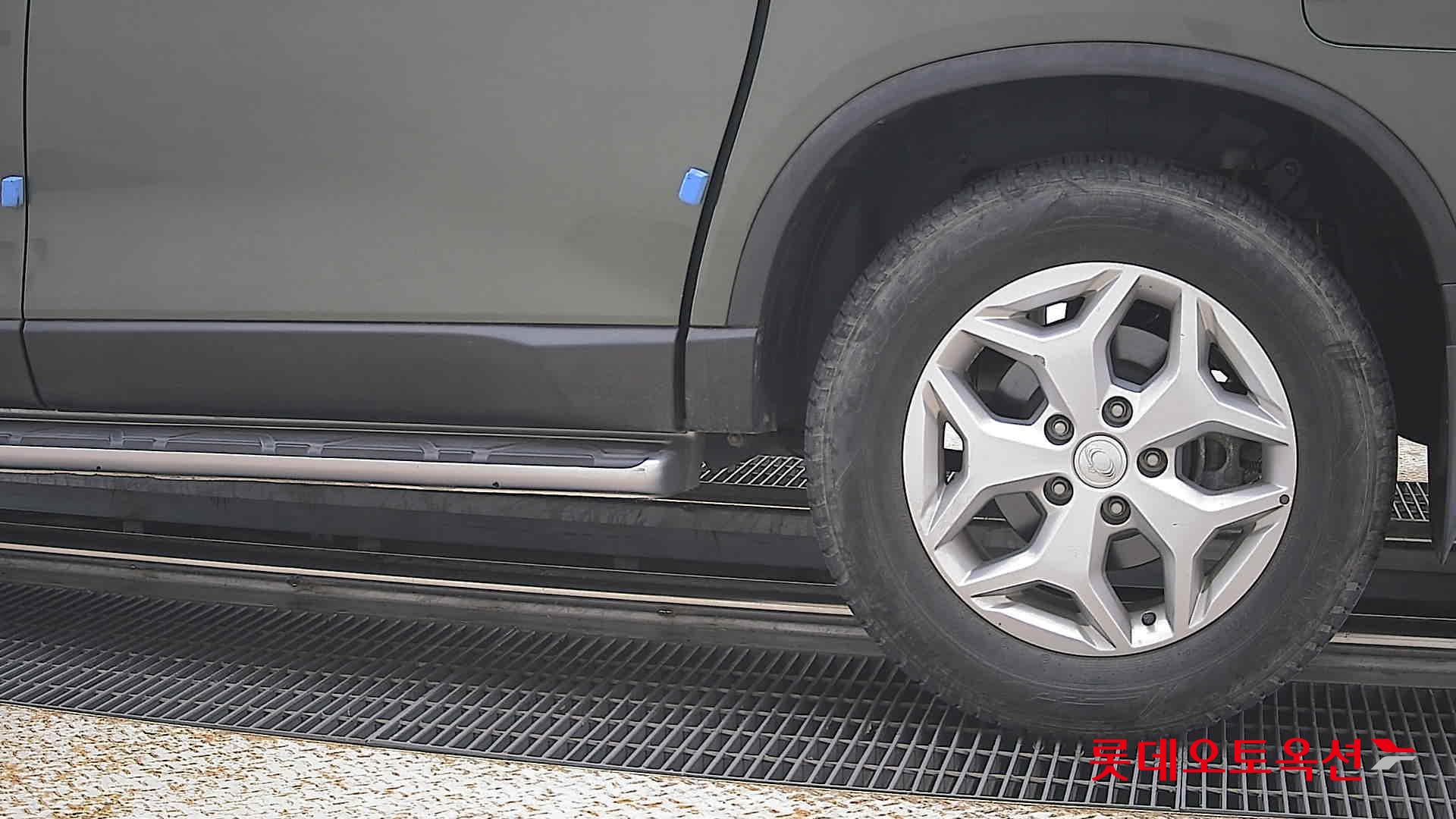2024 - ssangyong rexton
