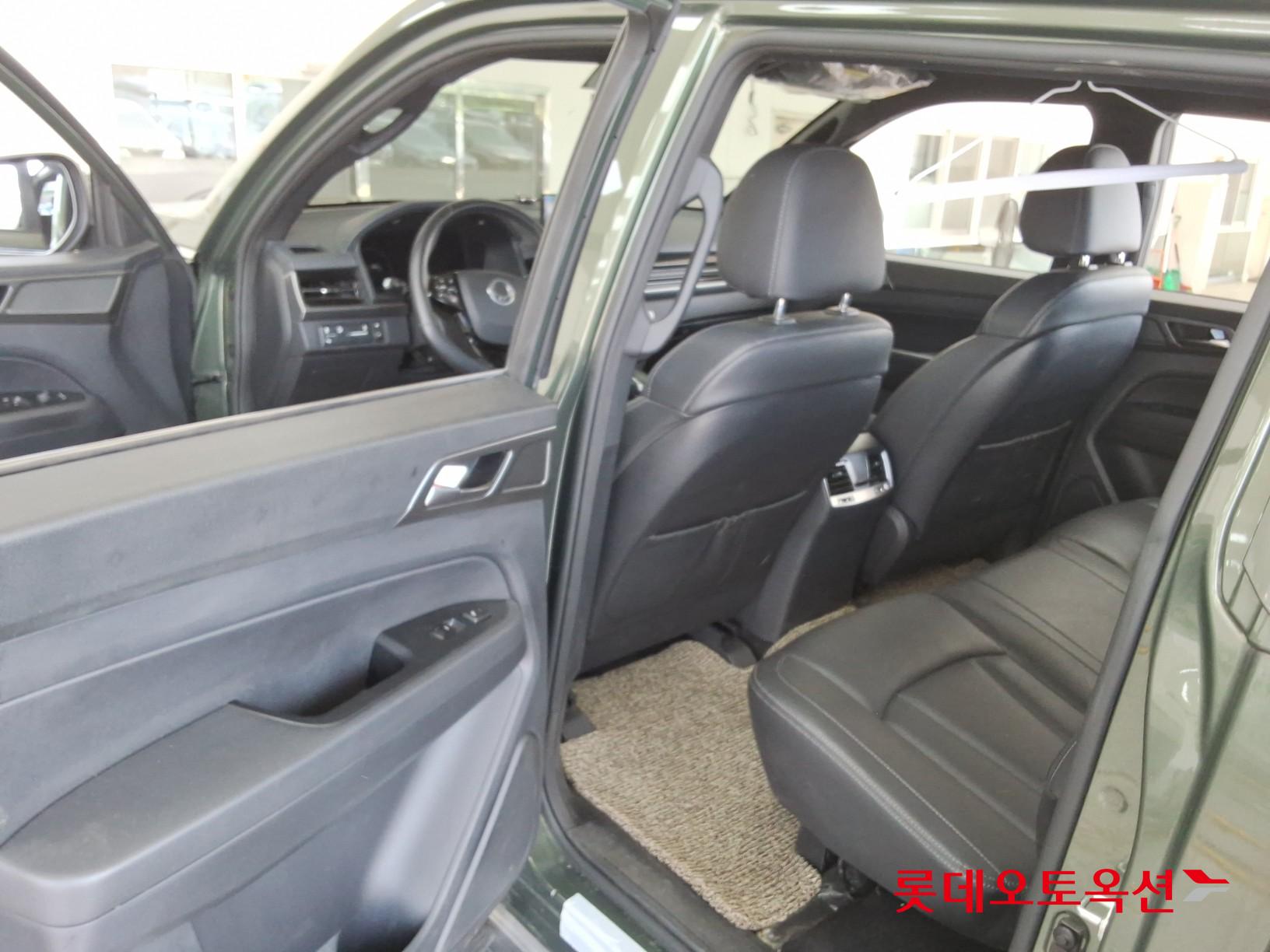 2024 - ssangyong rexton