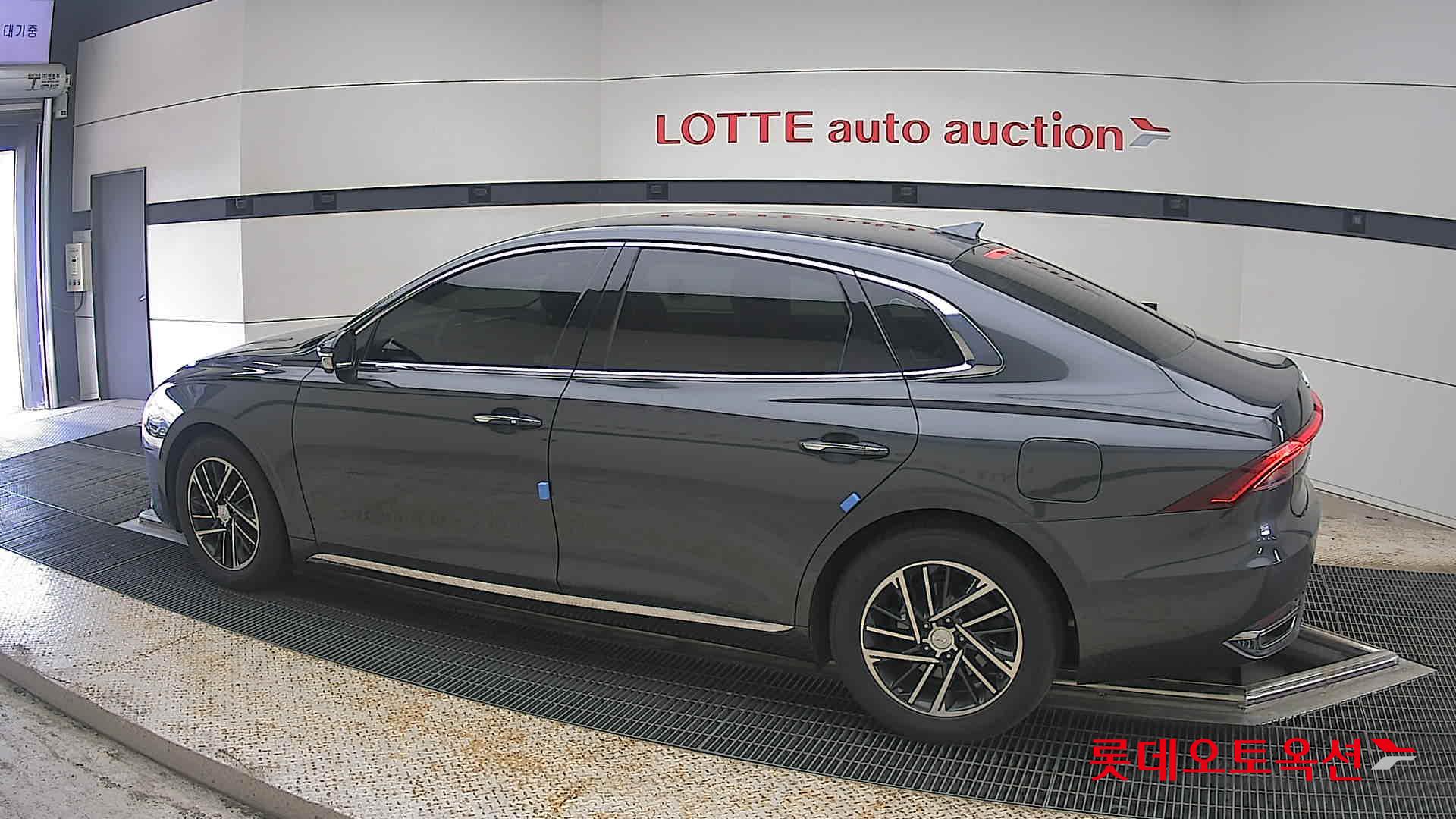 2021 - hyundai grandeur