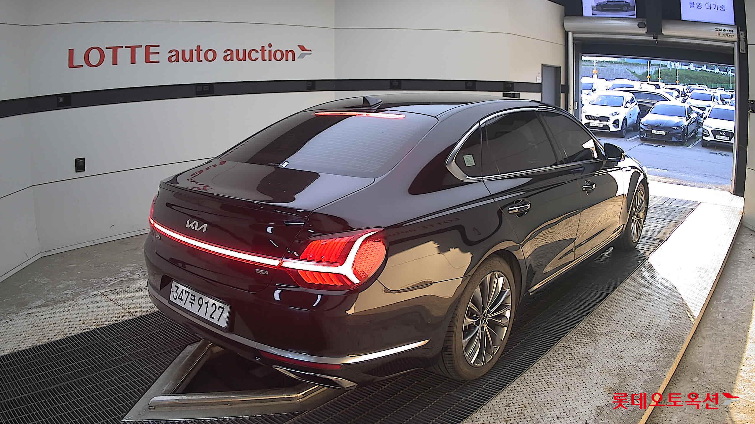 2023 - kia k9