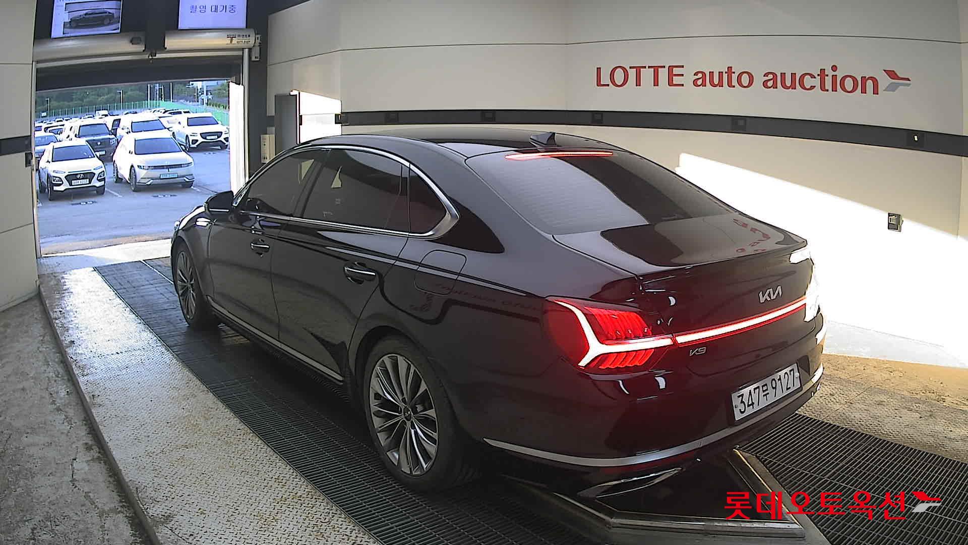 2023 - kia k9
