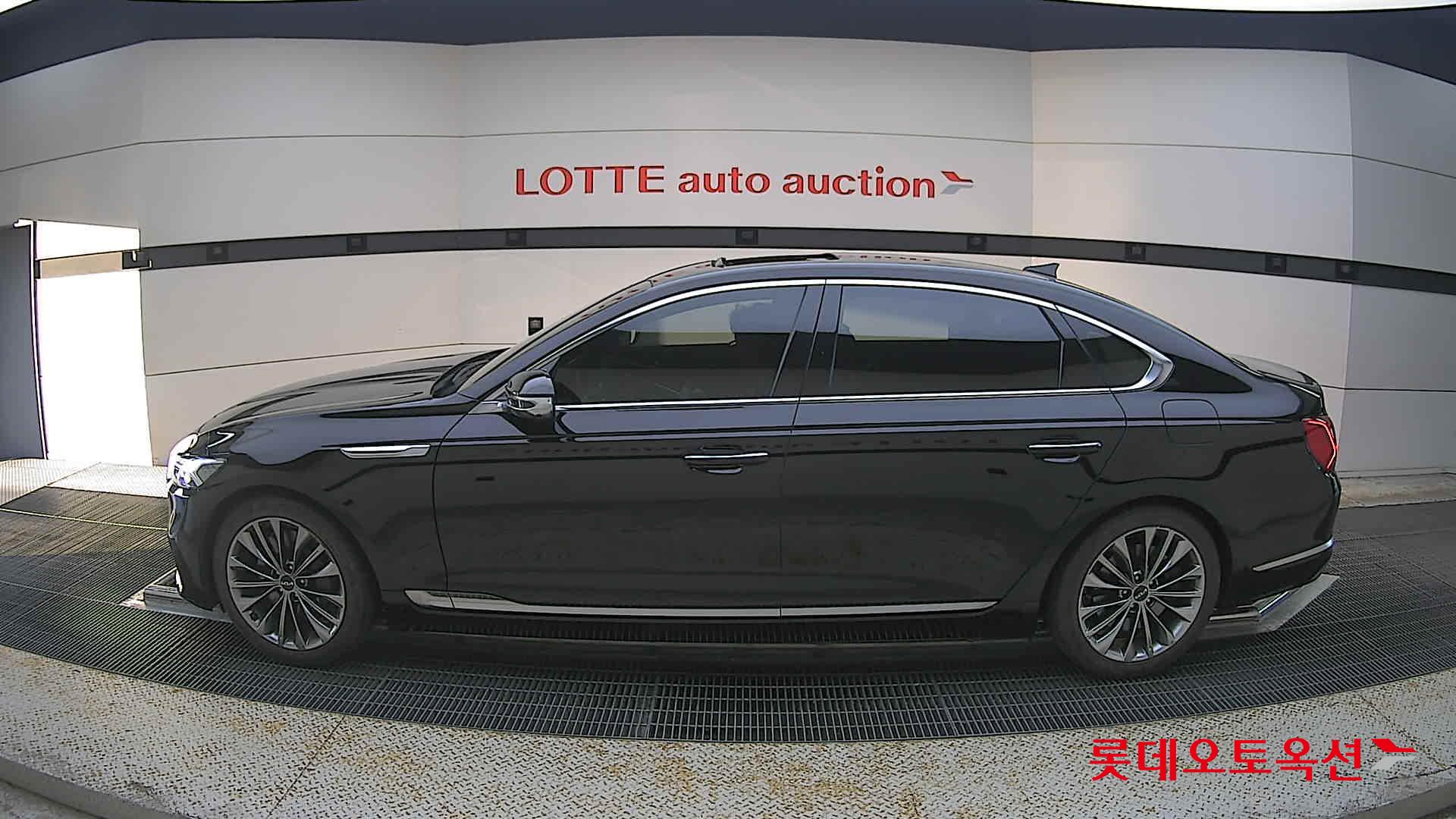 2023 - kia k9