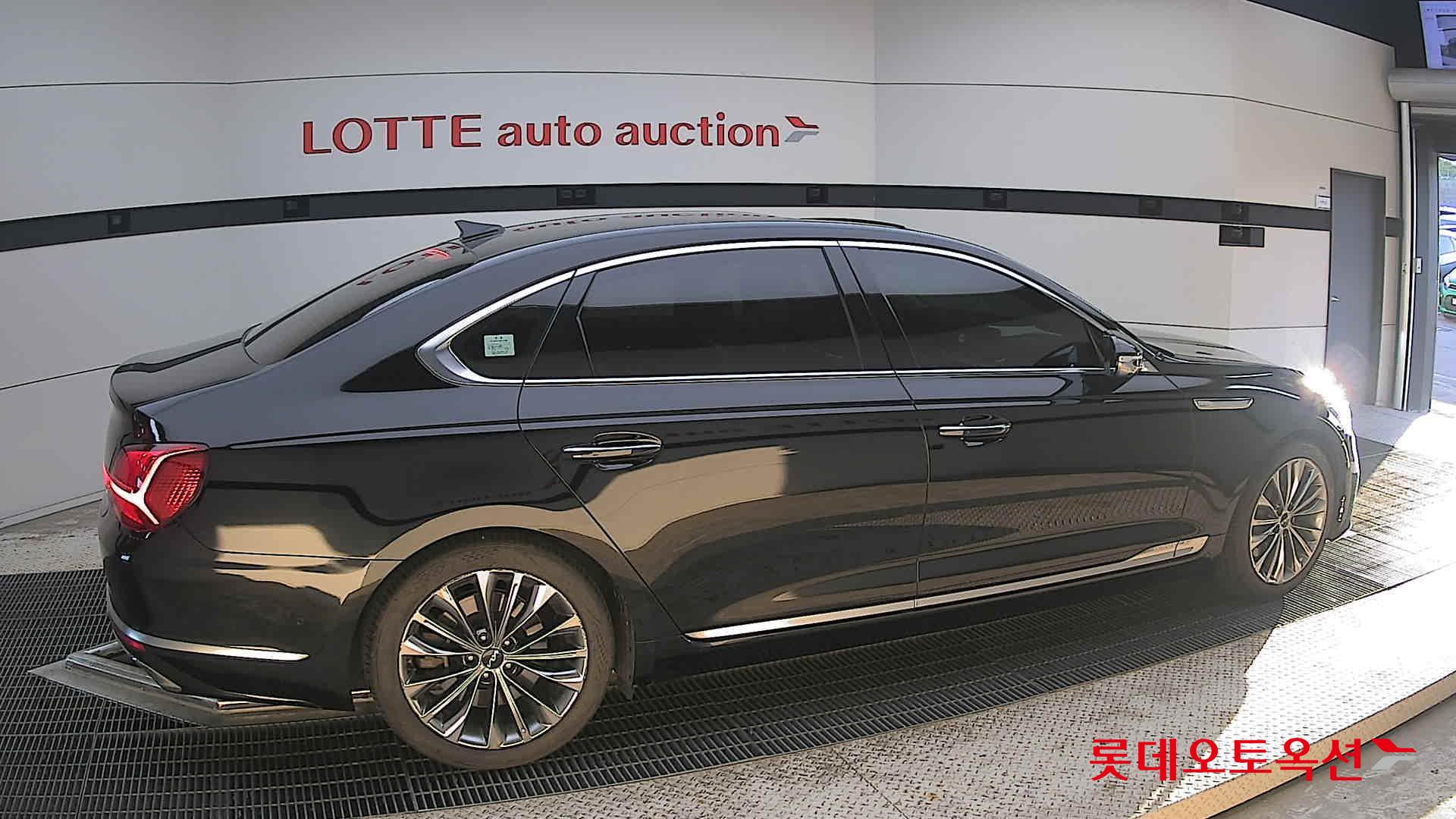 2023 - kia k9