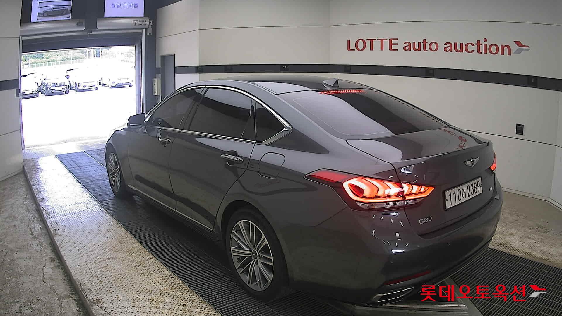 2017 - genesis g80
