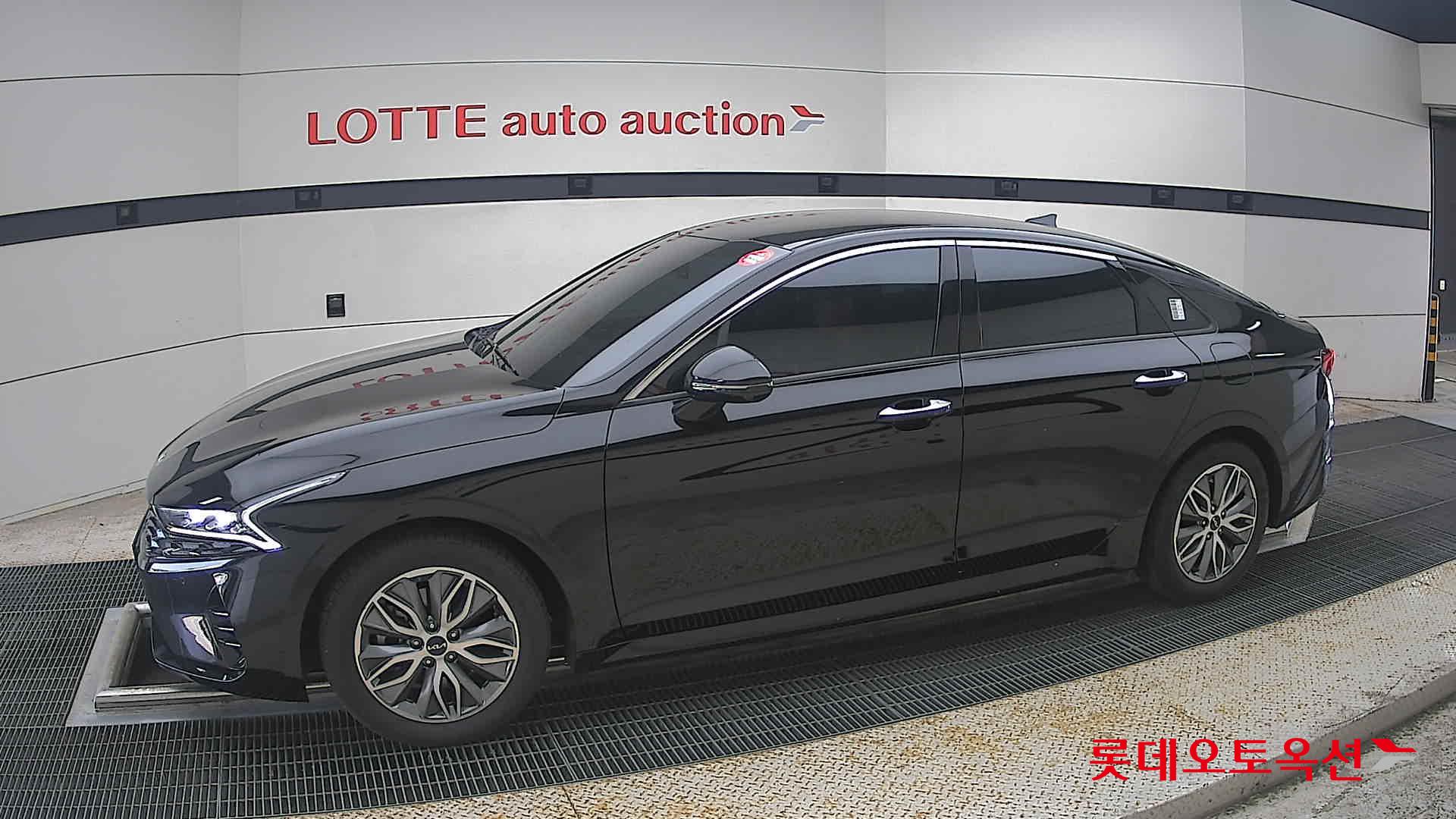 2023 - kia k5