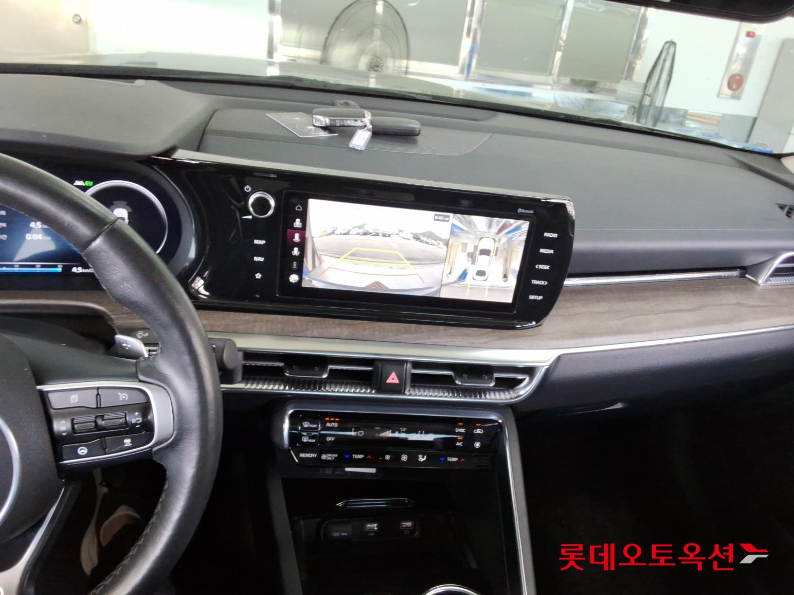 2023 - kia k5