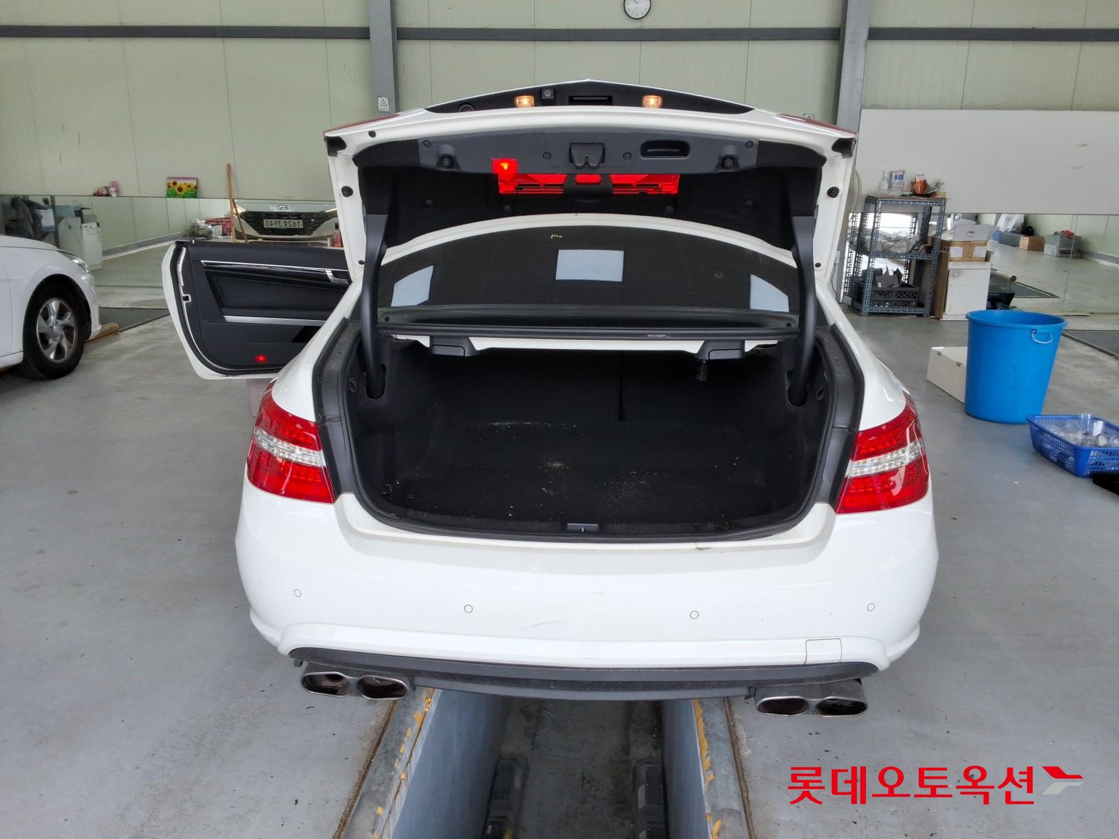 2011 - mercedes-benz e350