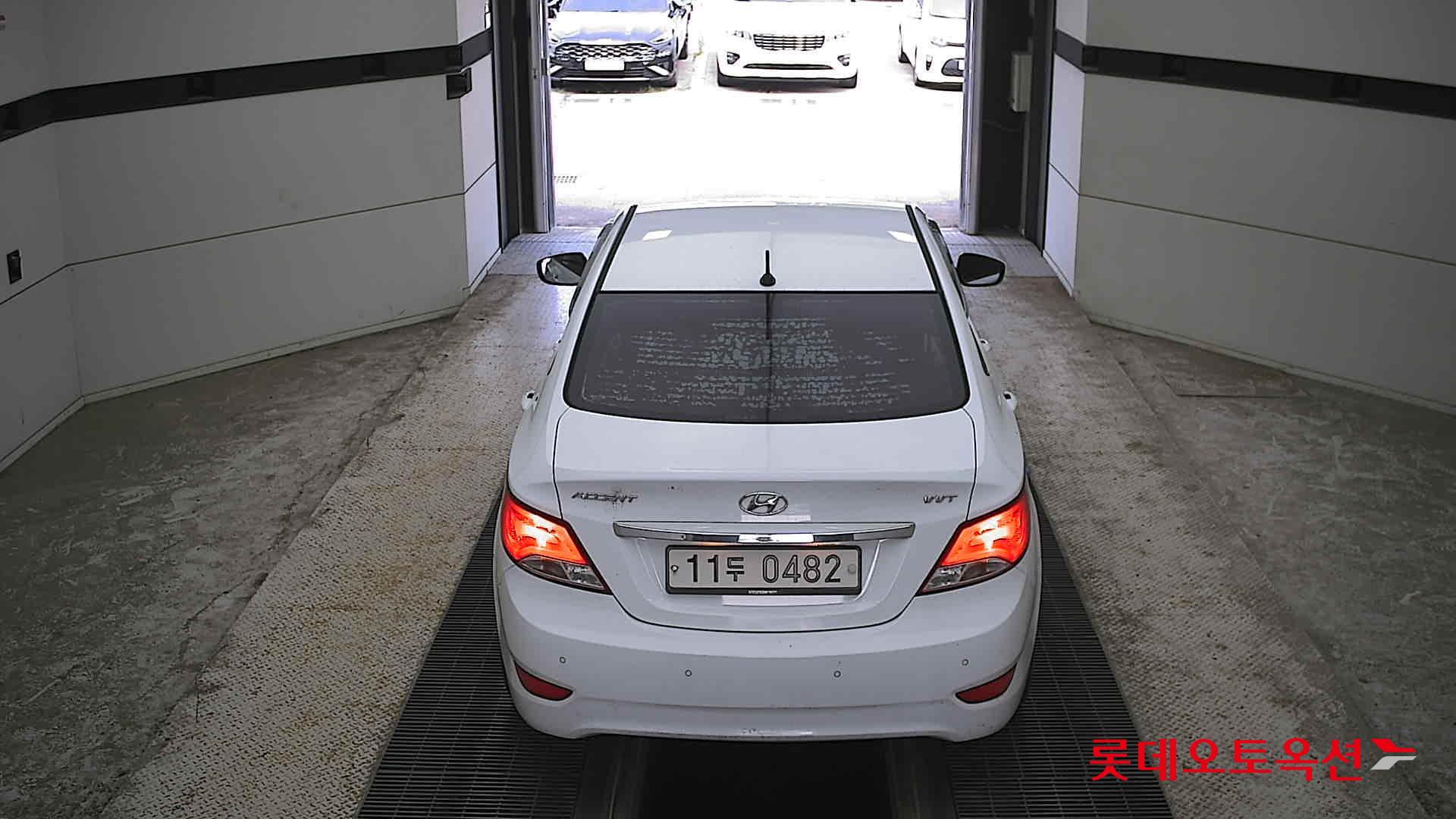 2017 - hyundai accent