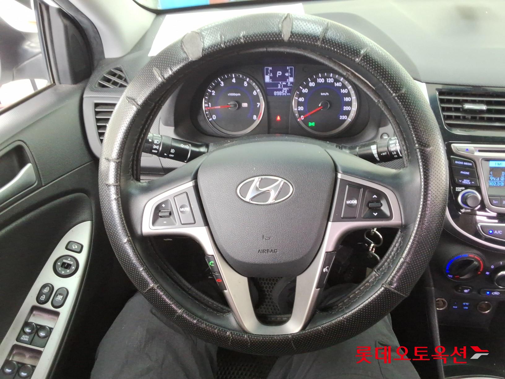 2017 - hyundai accent