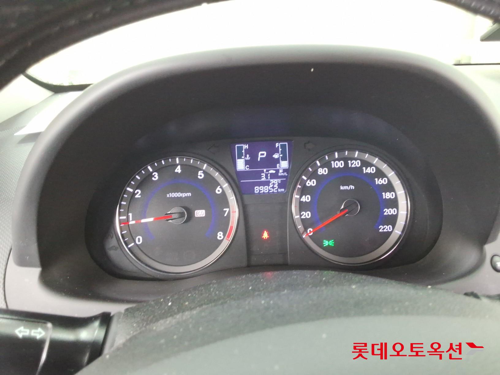 2017 - hyundai accent