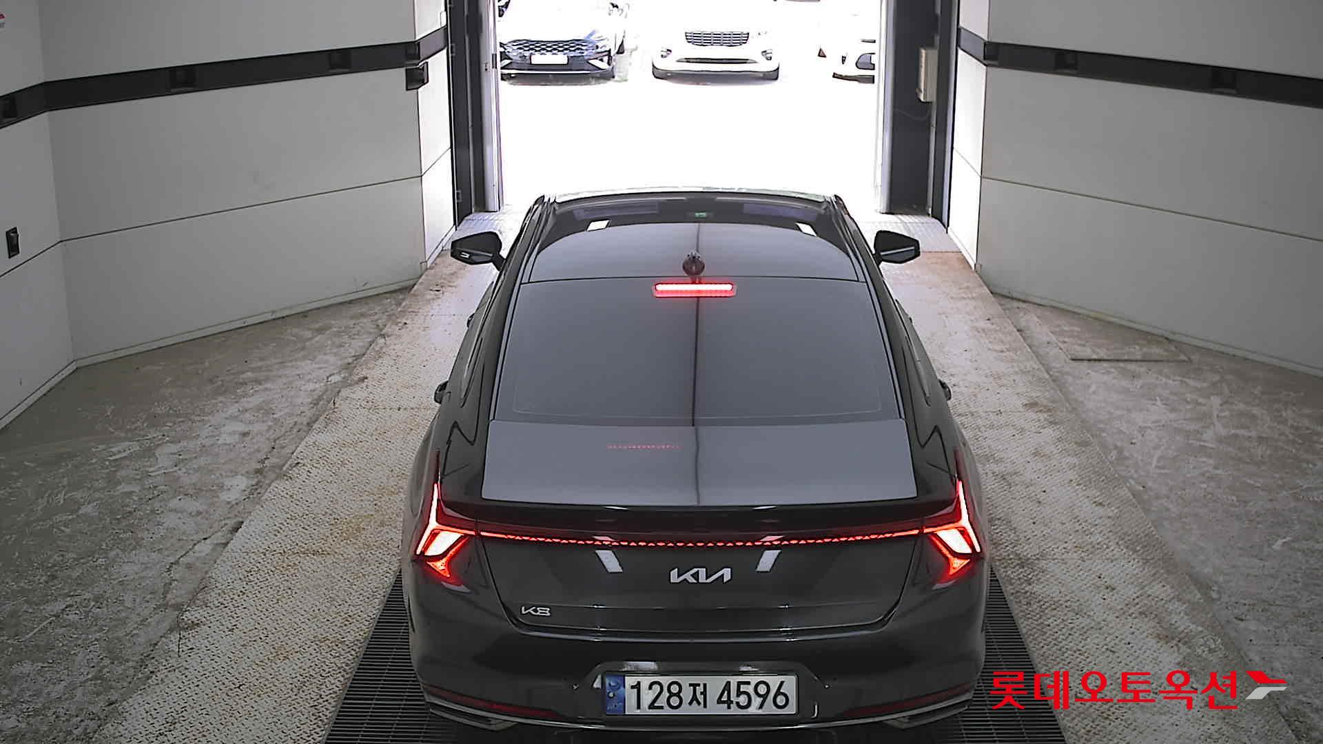 2023 - kia k8
